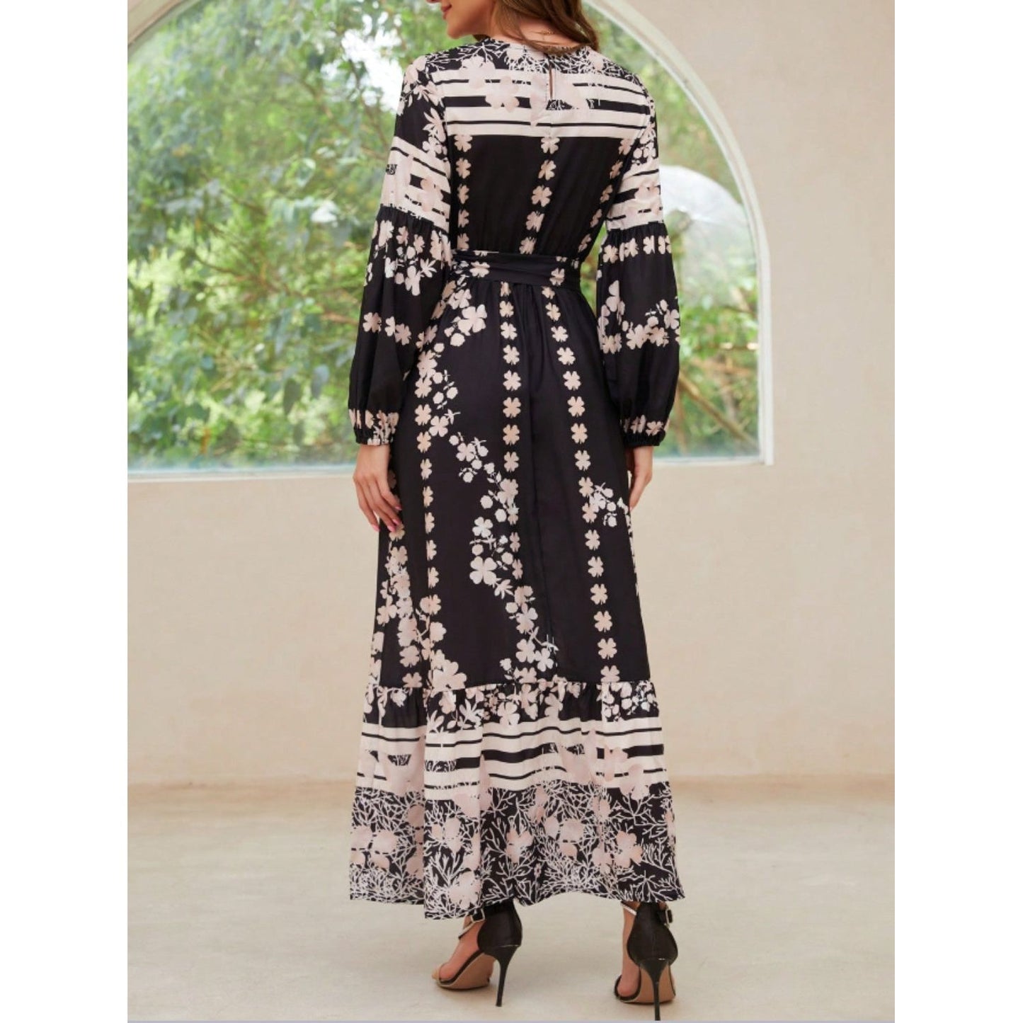 Printed Round Neck Long Sleeve Maxi Dress with Pockets