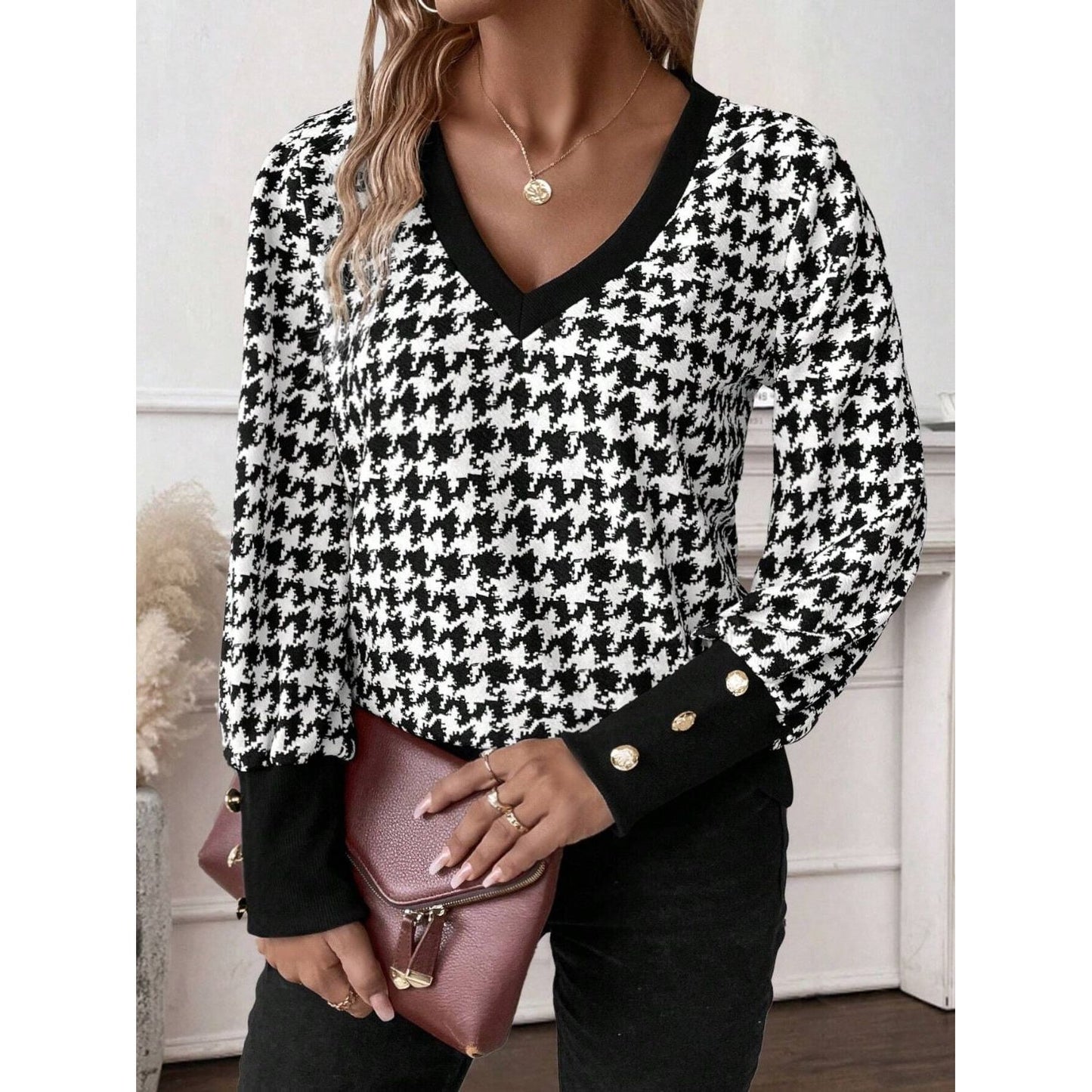 Houndstooth V-Neck Long Sleeve T-Shirt