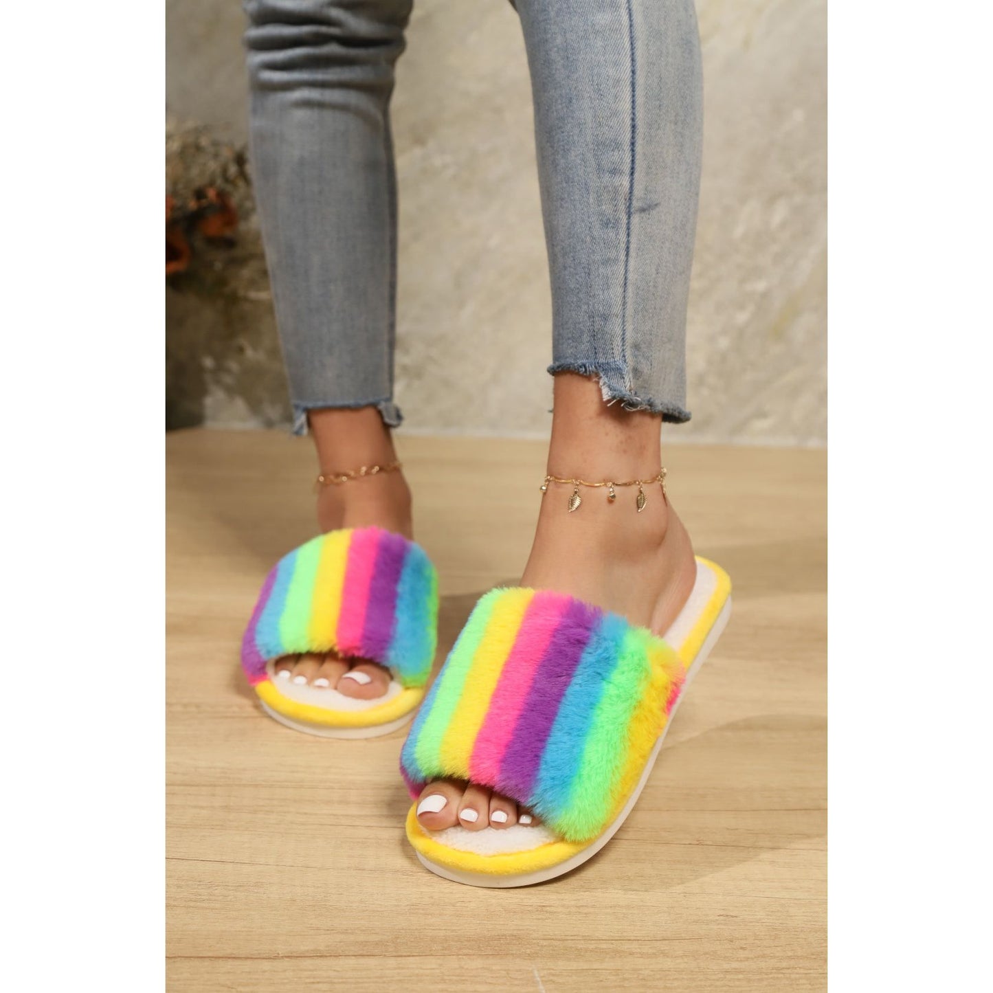Color Block Open Toe Faux Fur PVC Slippers