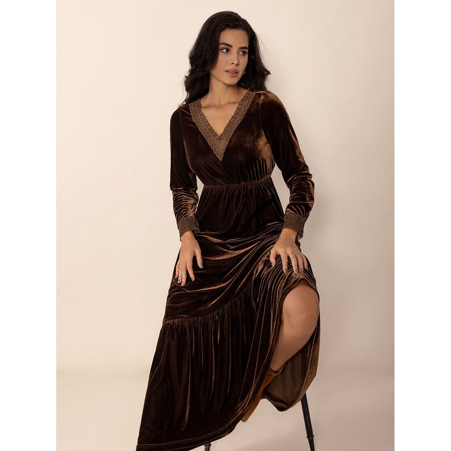 Lace Detail V-Neck Long Sleeve Maxi Dress