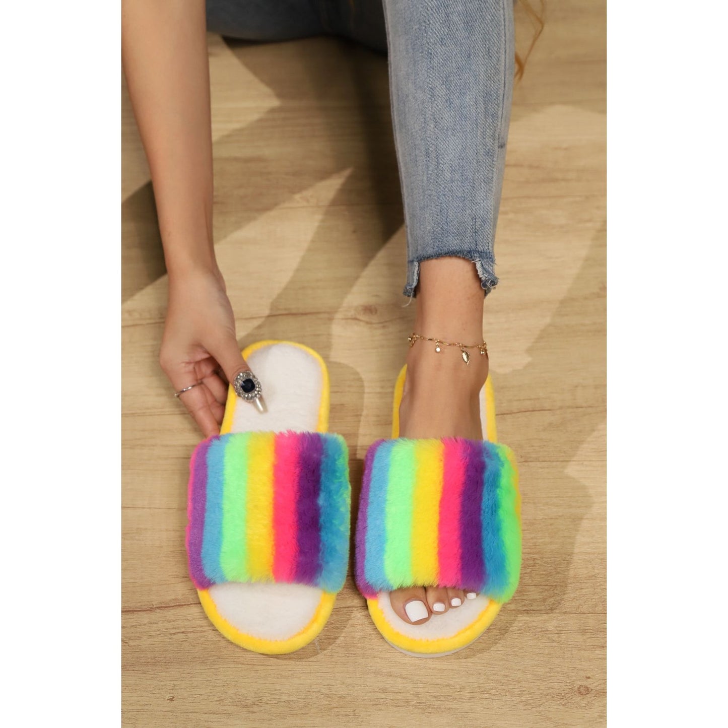 Color Block Open Toe Faux Fur PVC Slippers