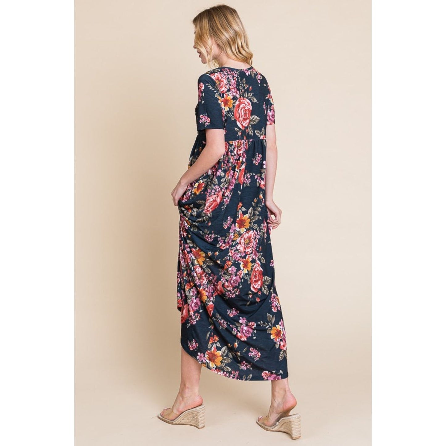 BOMBOM Floral Short Sleeve Maxi Dress