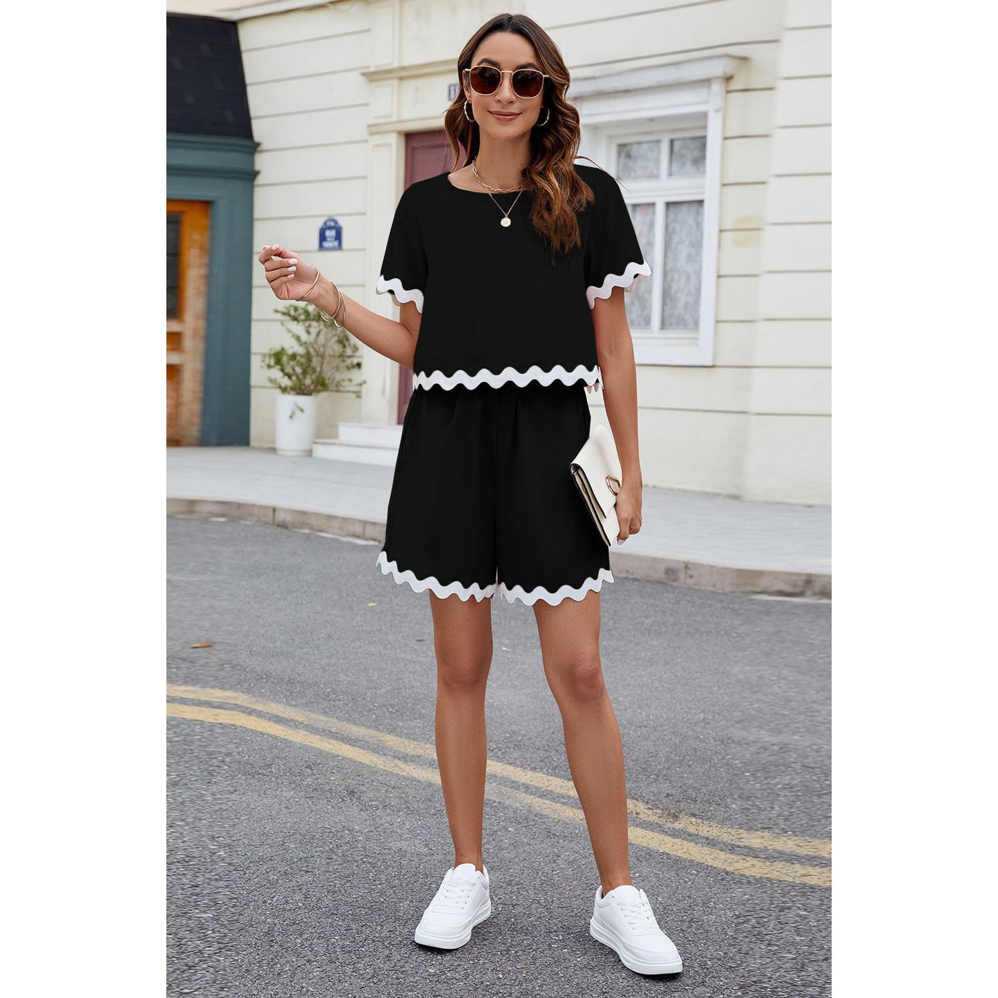 Contrast Trim Round Neck Top and Shorts Set