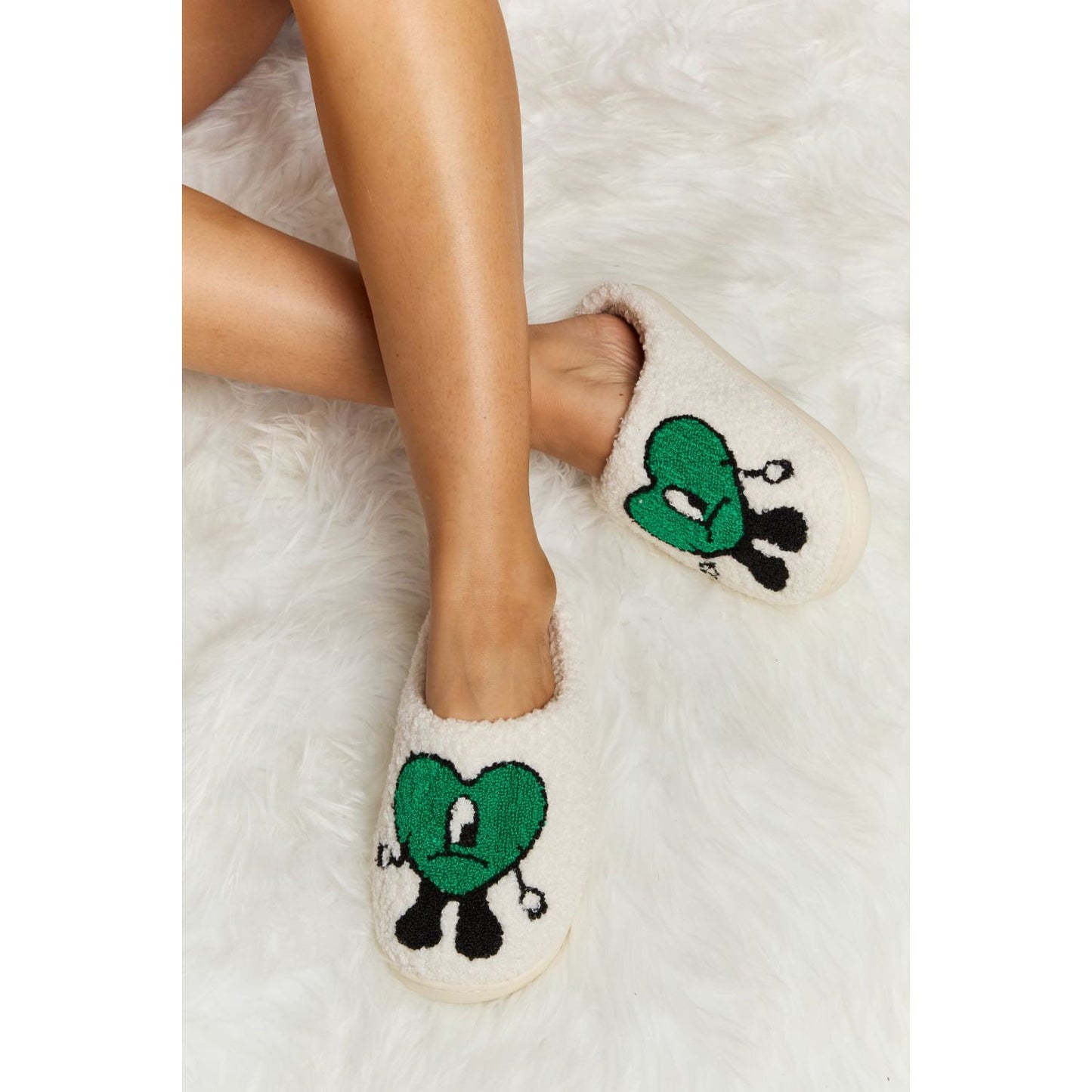 Melody Love Heart Print Plush Slippers