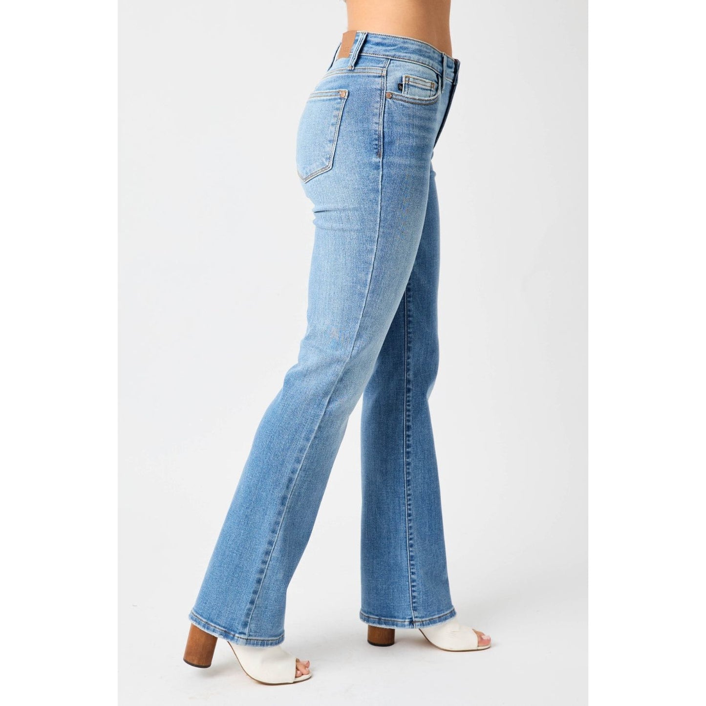 Judy Blue Full Size Mid-Rise Waist Straight Jeans