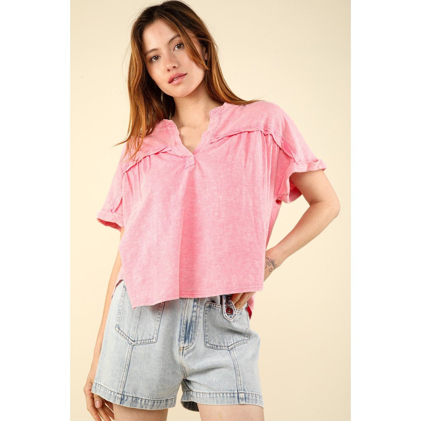 VERY J Nochted Short Sleeve Washed T-Shirt