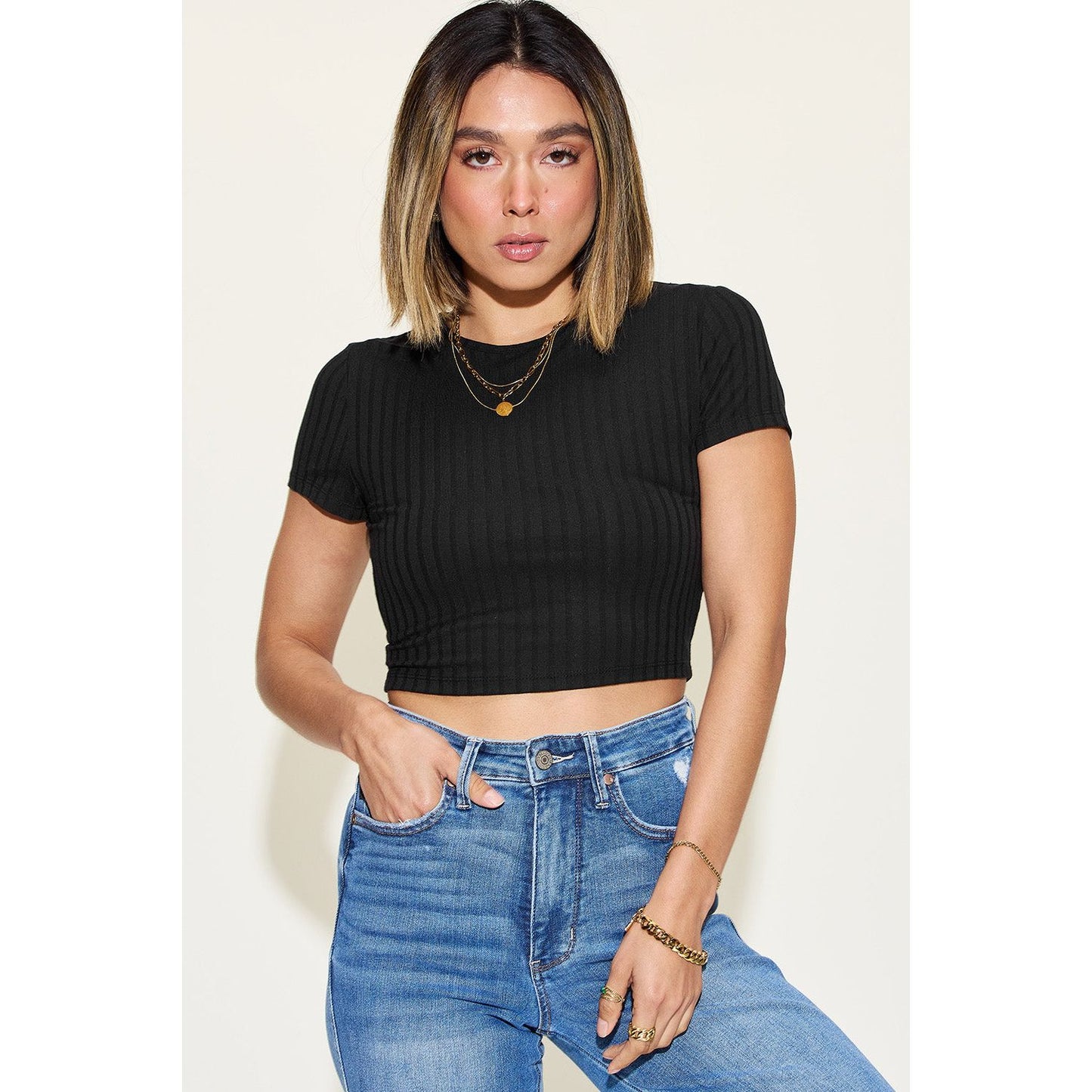 Basic Bae Full Size Ribbed Round Neck Short Sleeve T-Shirt