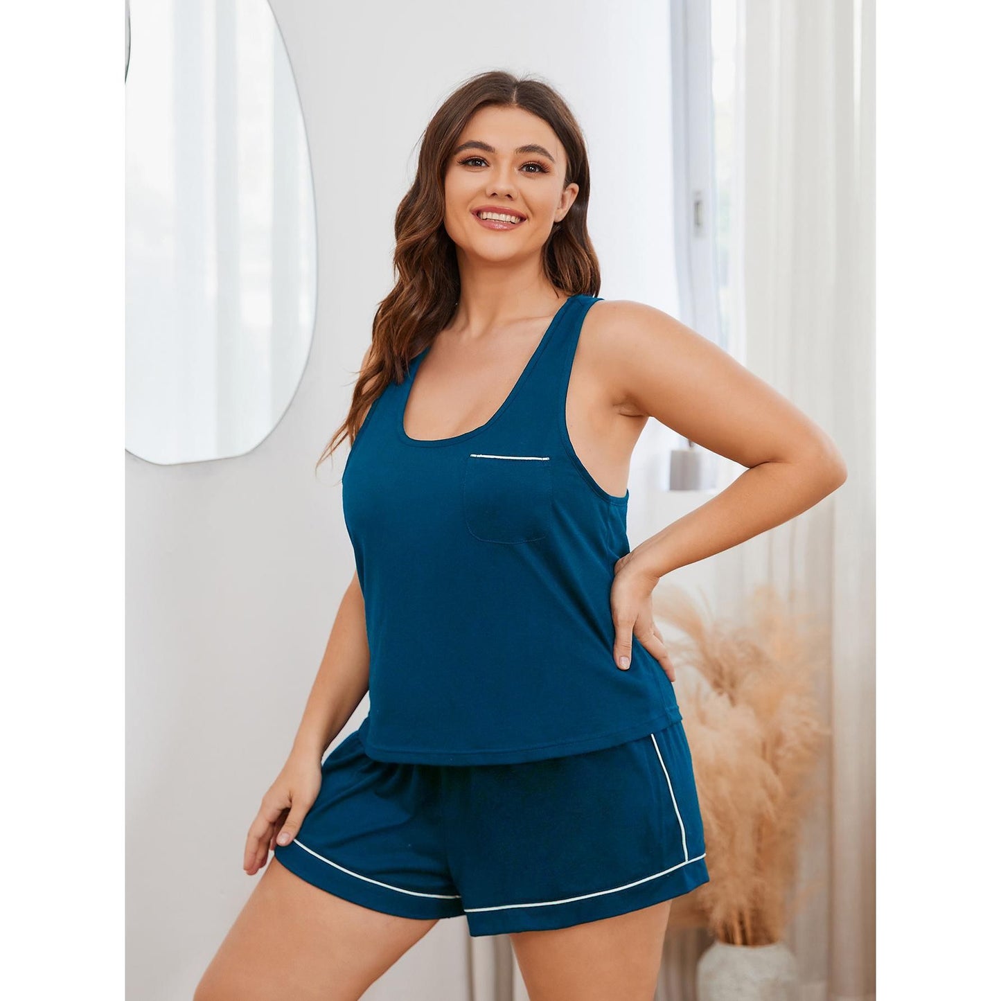 Plus Size Contrast Piping Racerback Tank and Shorts Lounge Set