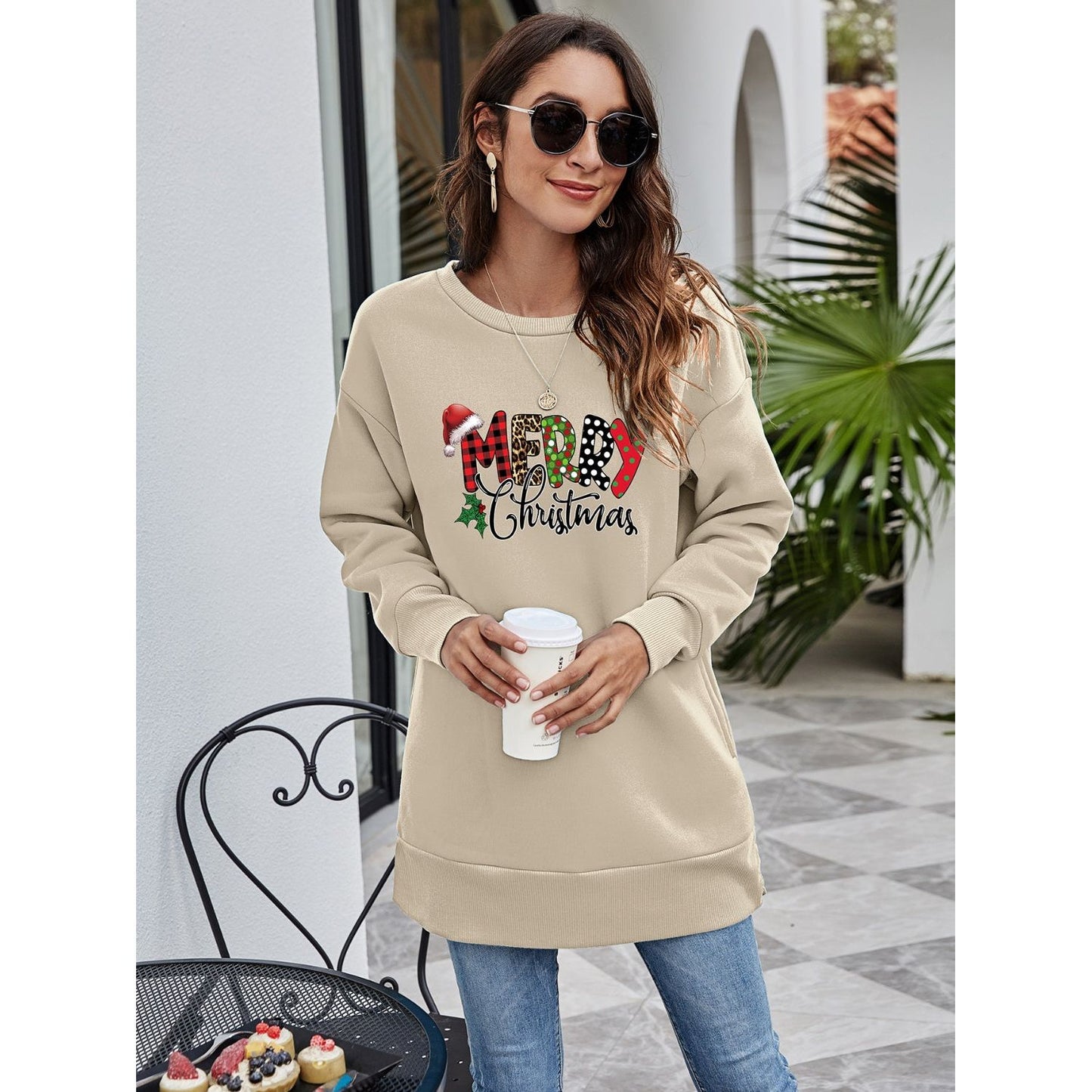 MERRY CHRISTMAS Graphic Sweatshirt