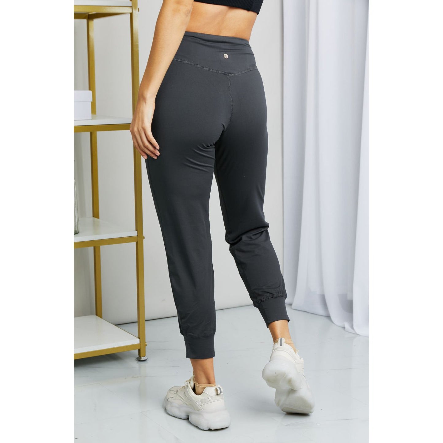 Leggings Depot Full Size Wide Waistband Cropped Joggers