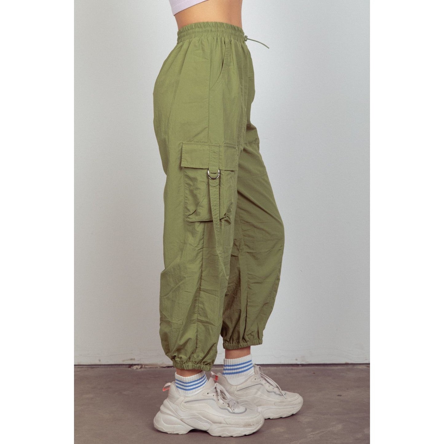 VERY J Elastic Waist Woven Cargo Pants