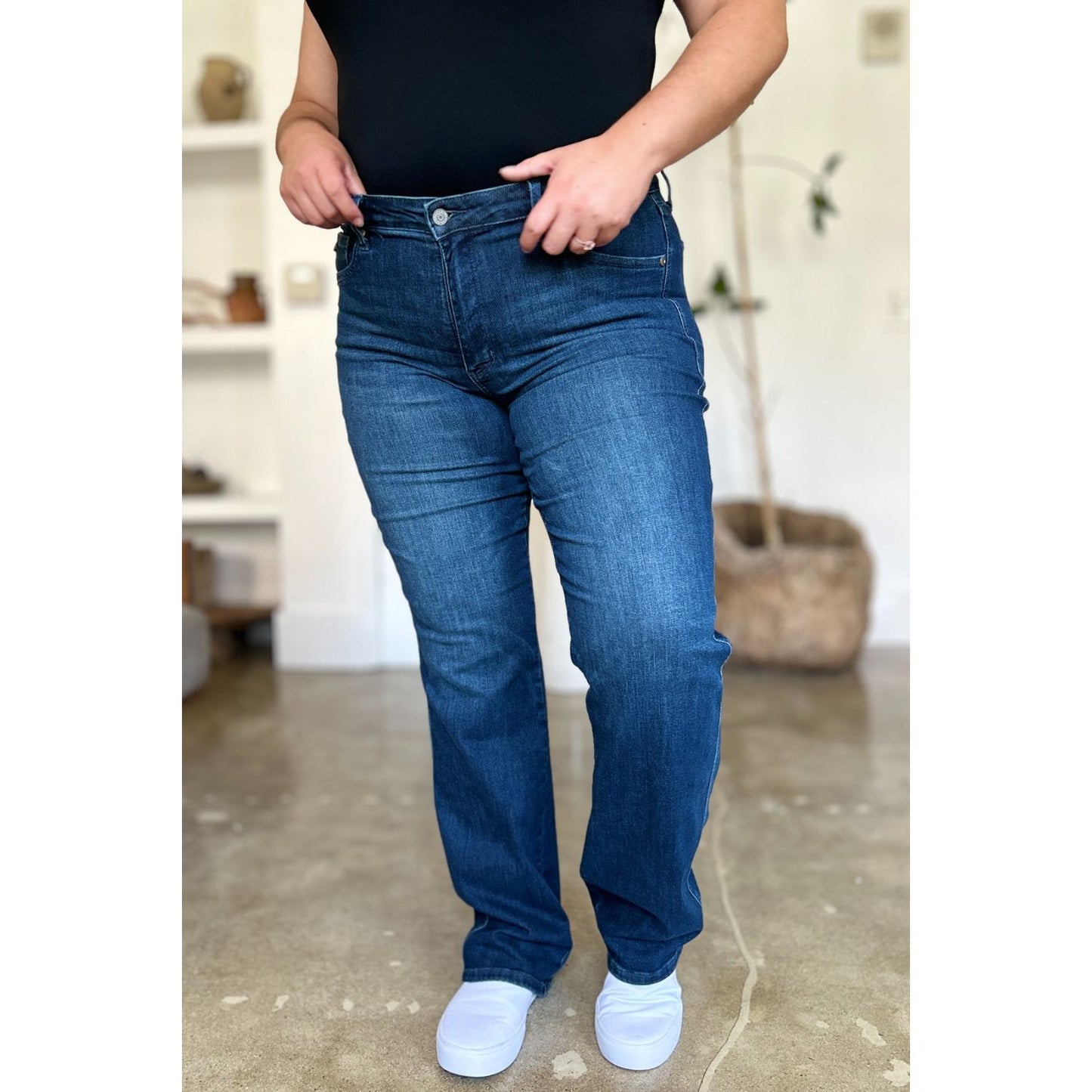 Judy Blue Full Size Tummy Control Straight Jeans