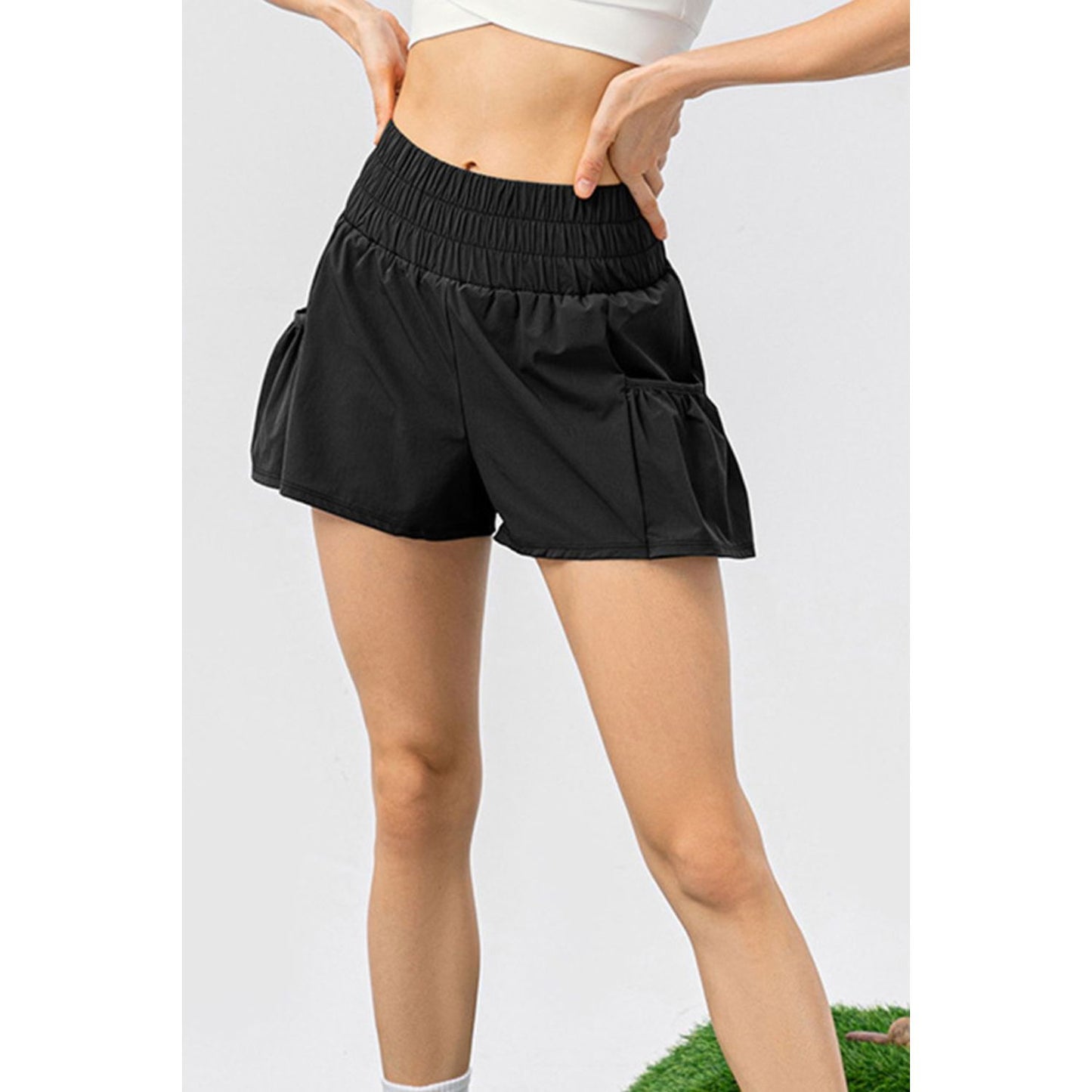 Elastic Waist Pocketed Active Shorts