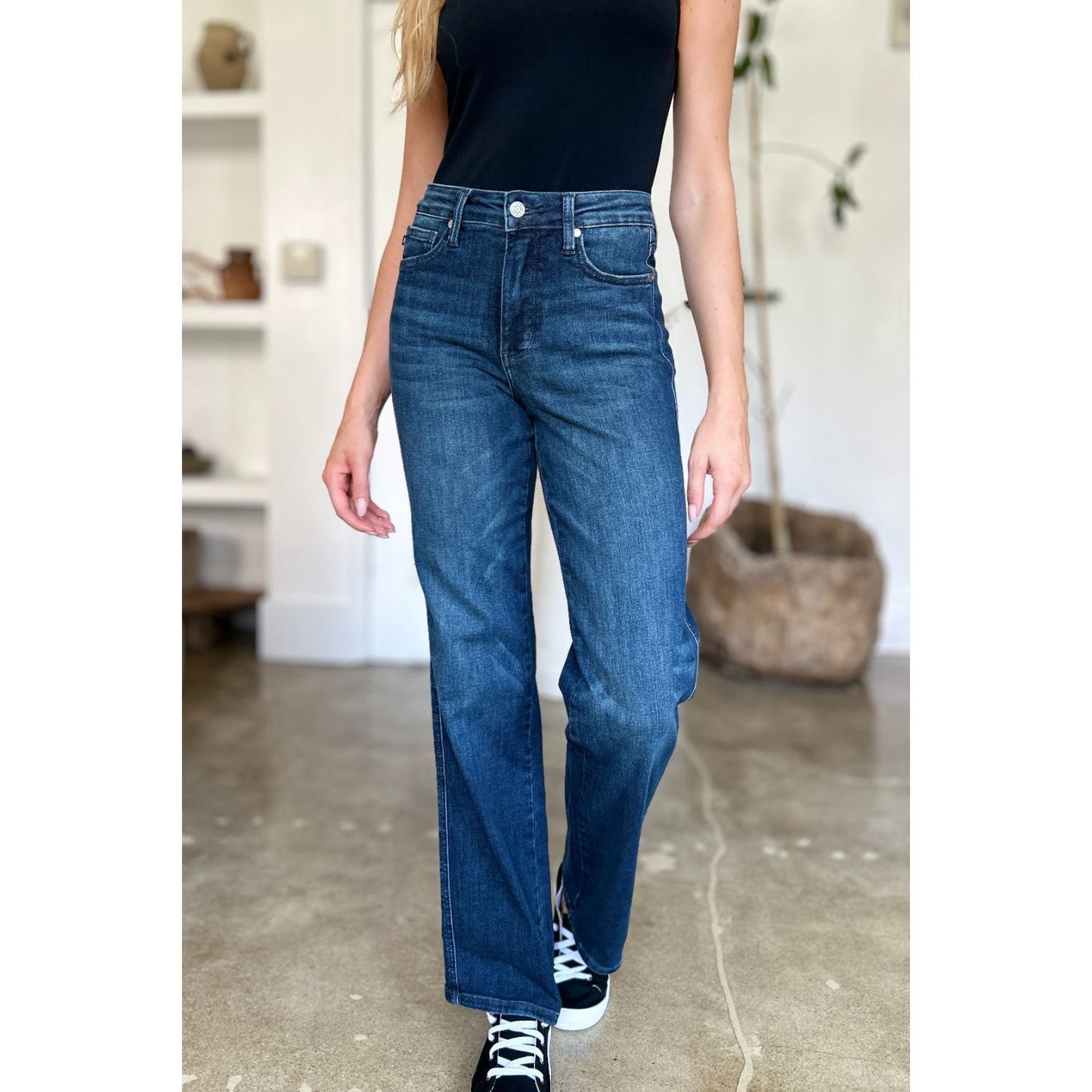 Judy Blue Full Size Tummy Control Straight Jeans