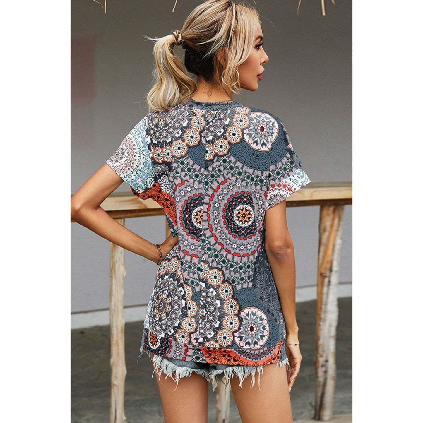 Shiny Printed Round Neck Short Sleeve Tee