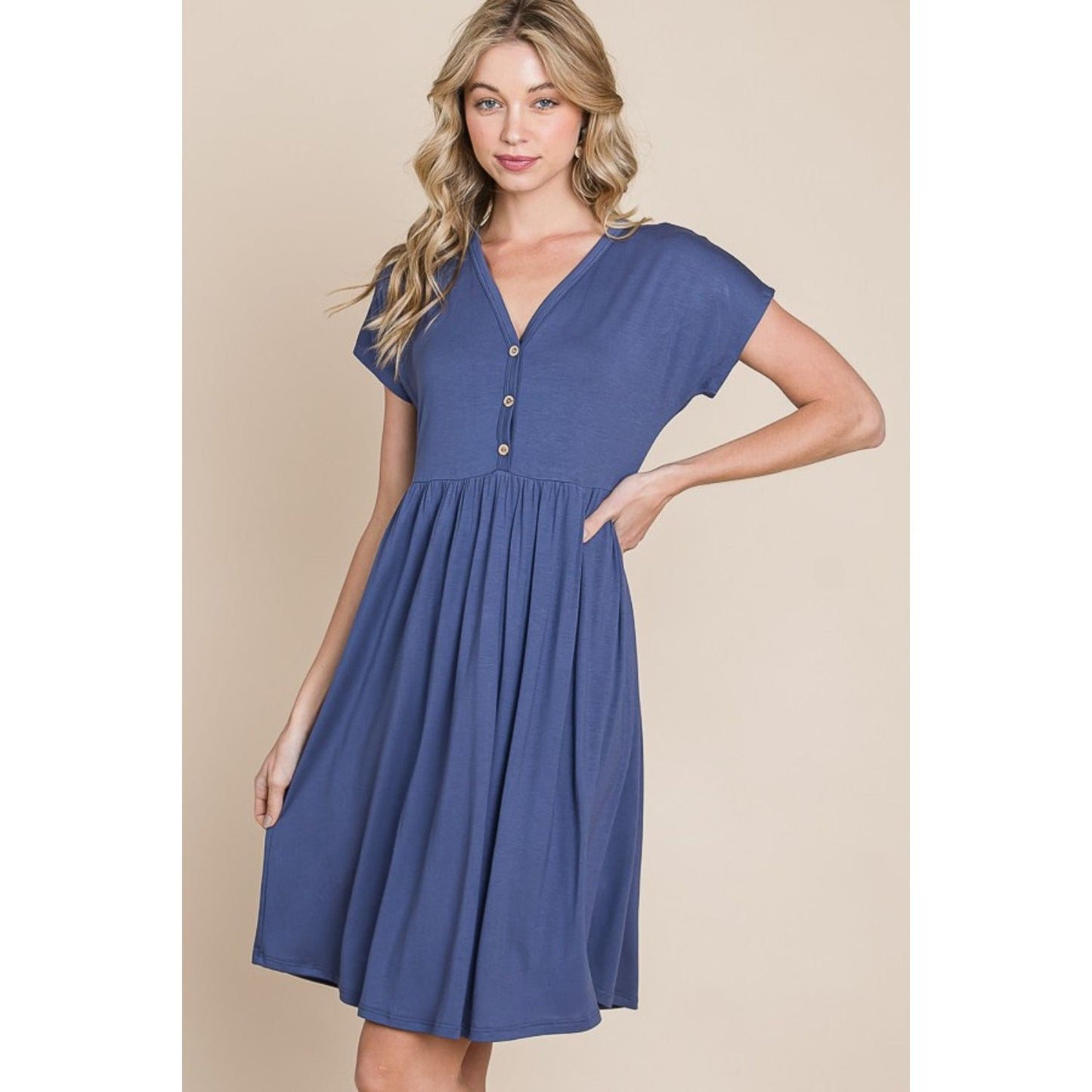 BOMBOM V-Neck Short Sleeve Dress