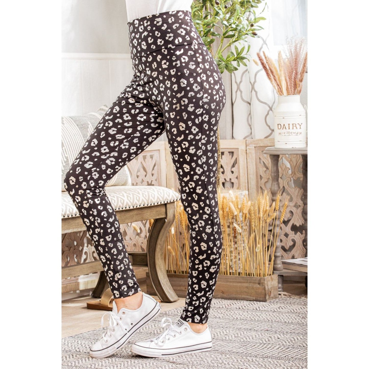 Heimish Full Size Leopard High Waist Leggings