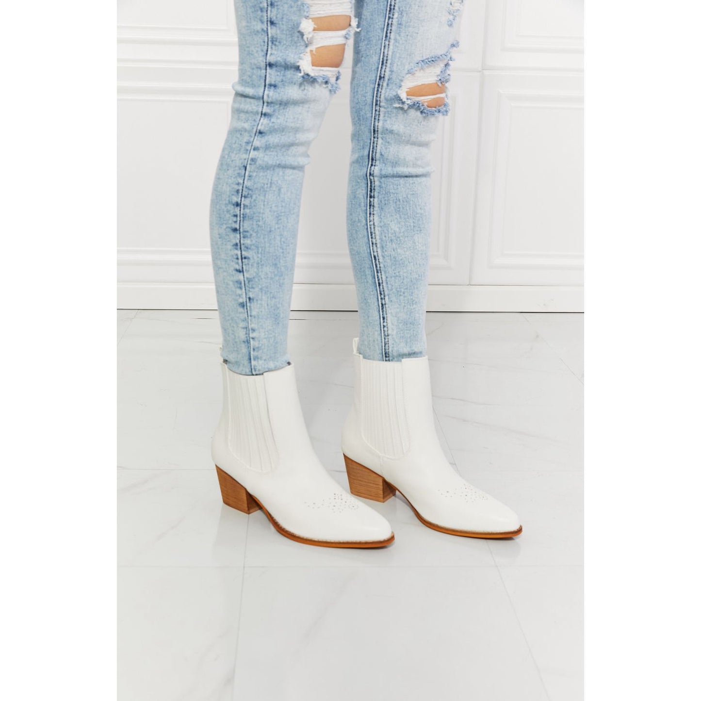 MMShoes Love the Journey Stacked Heel Chelsea Boot in White