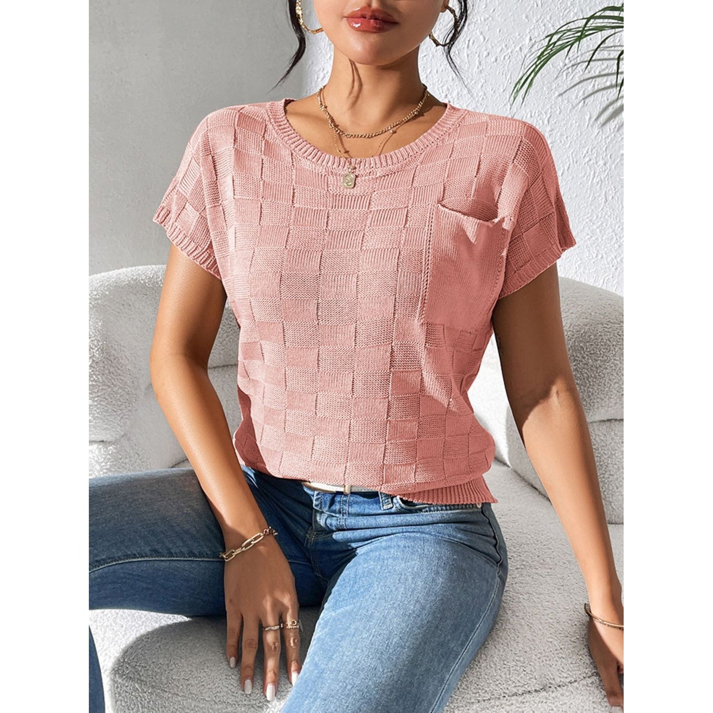 Round Neck Short Sleeve Knit Top