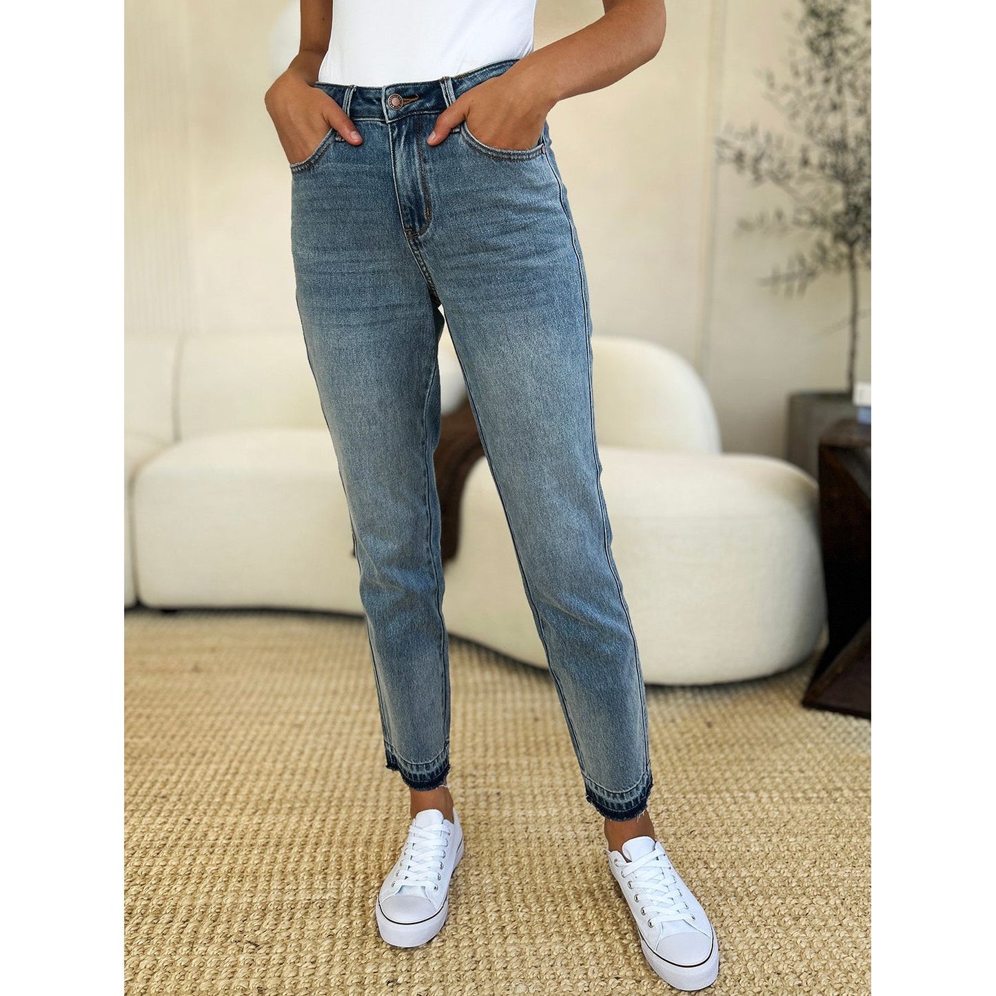 Judy Blue Full Size Mid Rise Rigid Magic Release Hem Jeans