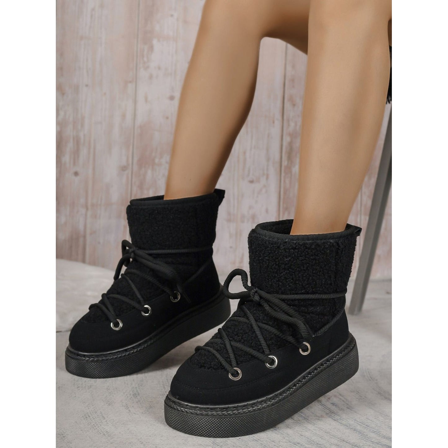 Lace-Up Round Toe Platform Boots