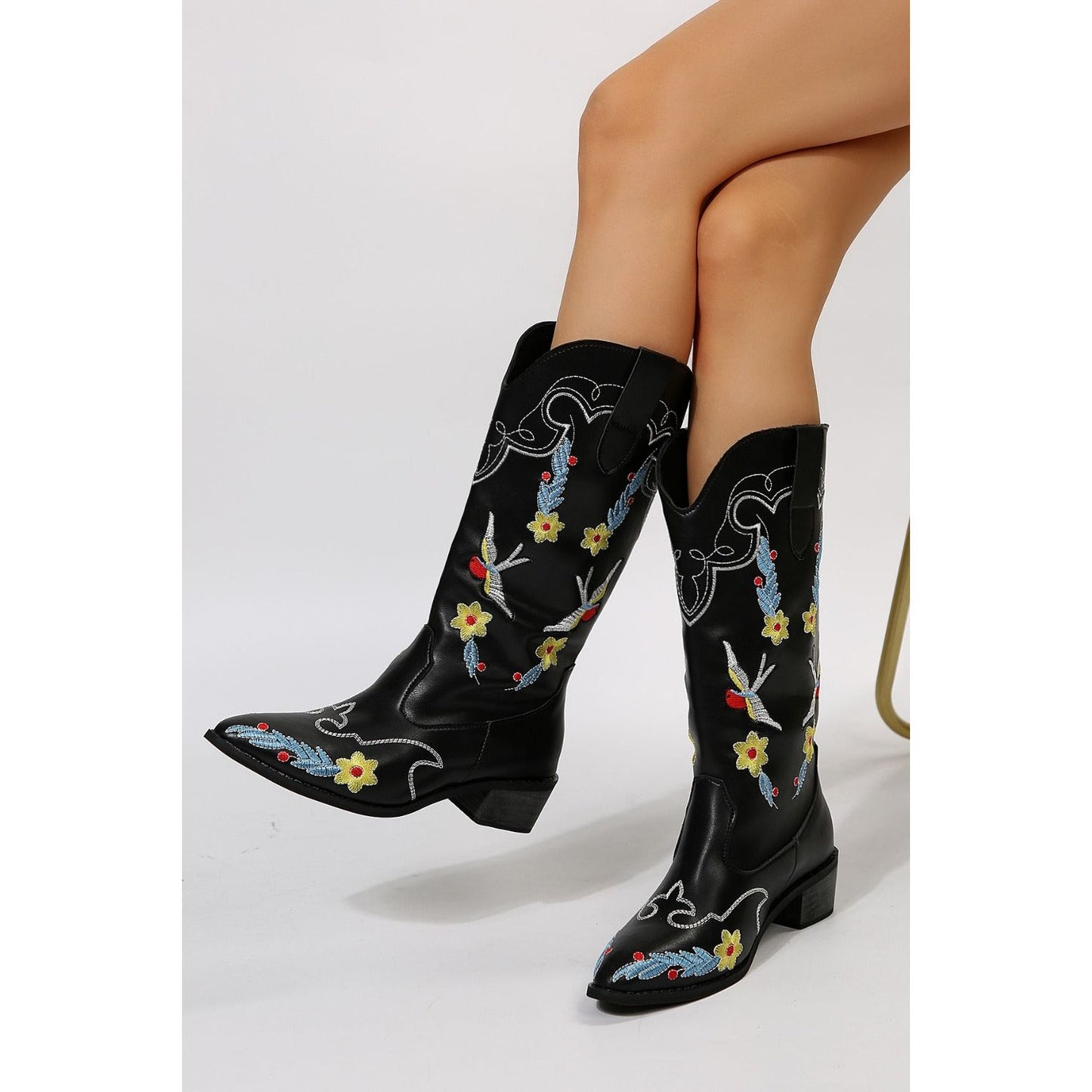 Embroidered Point Toe Block Heel Boots