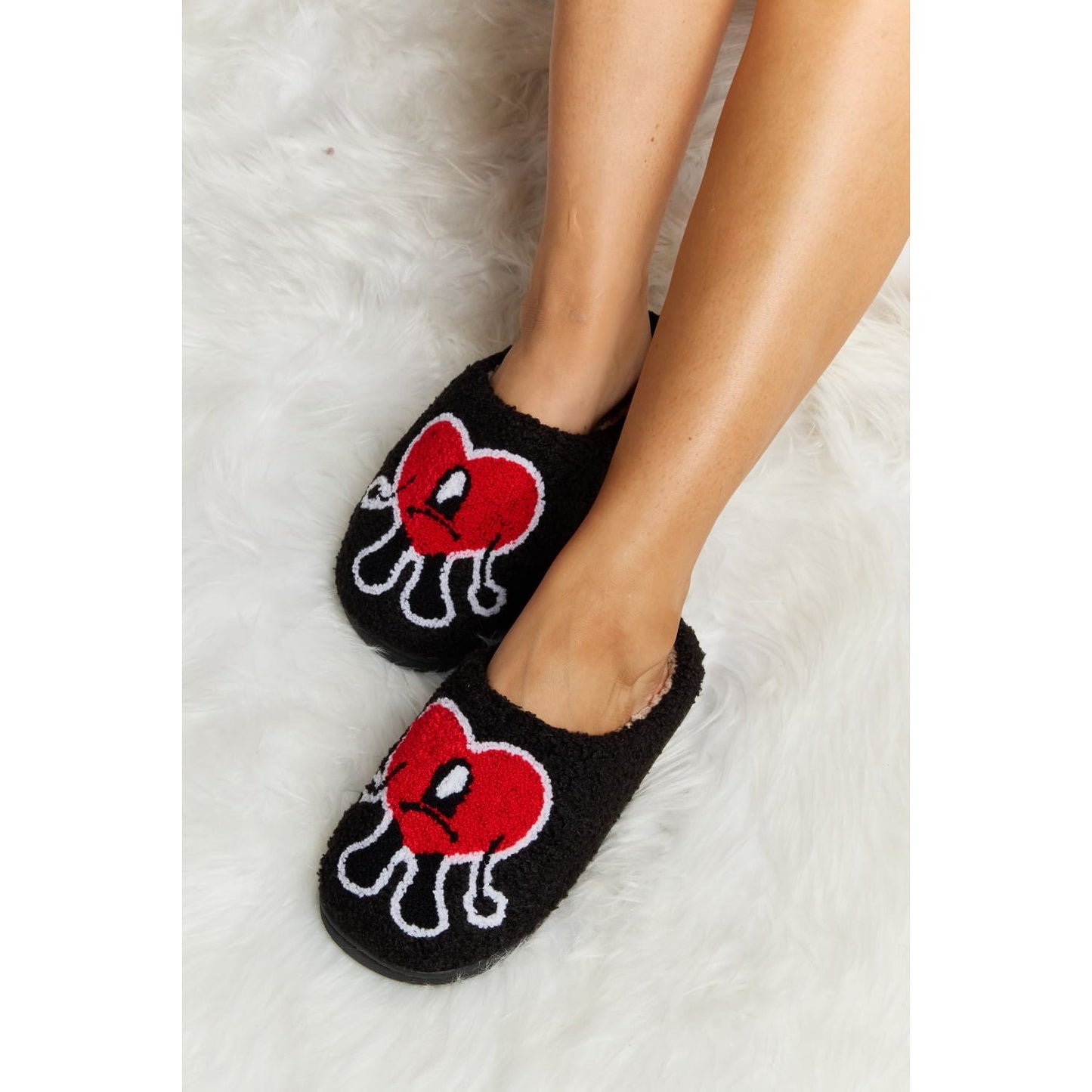 Melody Love Heart Print Plush Slippers