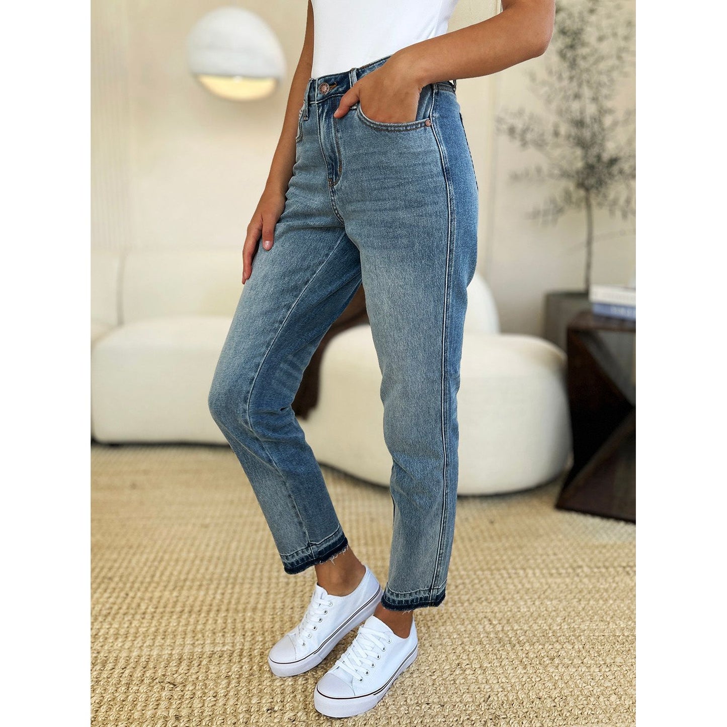 Judy Blue Full Size Mid Rise Rigid Magic Release Hem Jeans