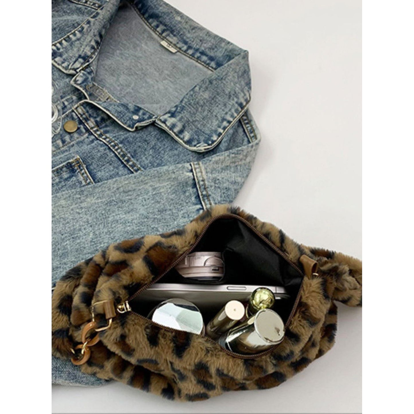 Leopard Fluff Shoulder Bag