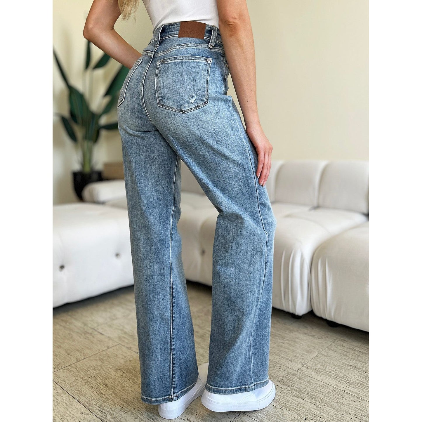 Judy Blue Full Size High Waist Straight Jeans