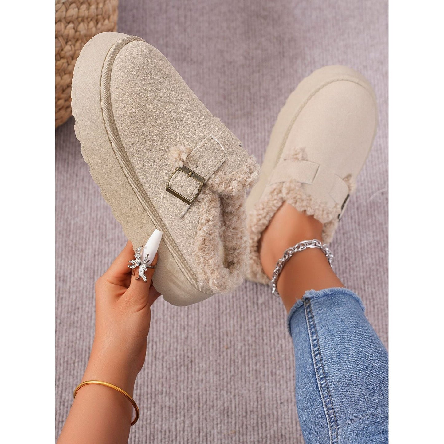 Thermal Fuzzy Buckle Platform Slippers