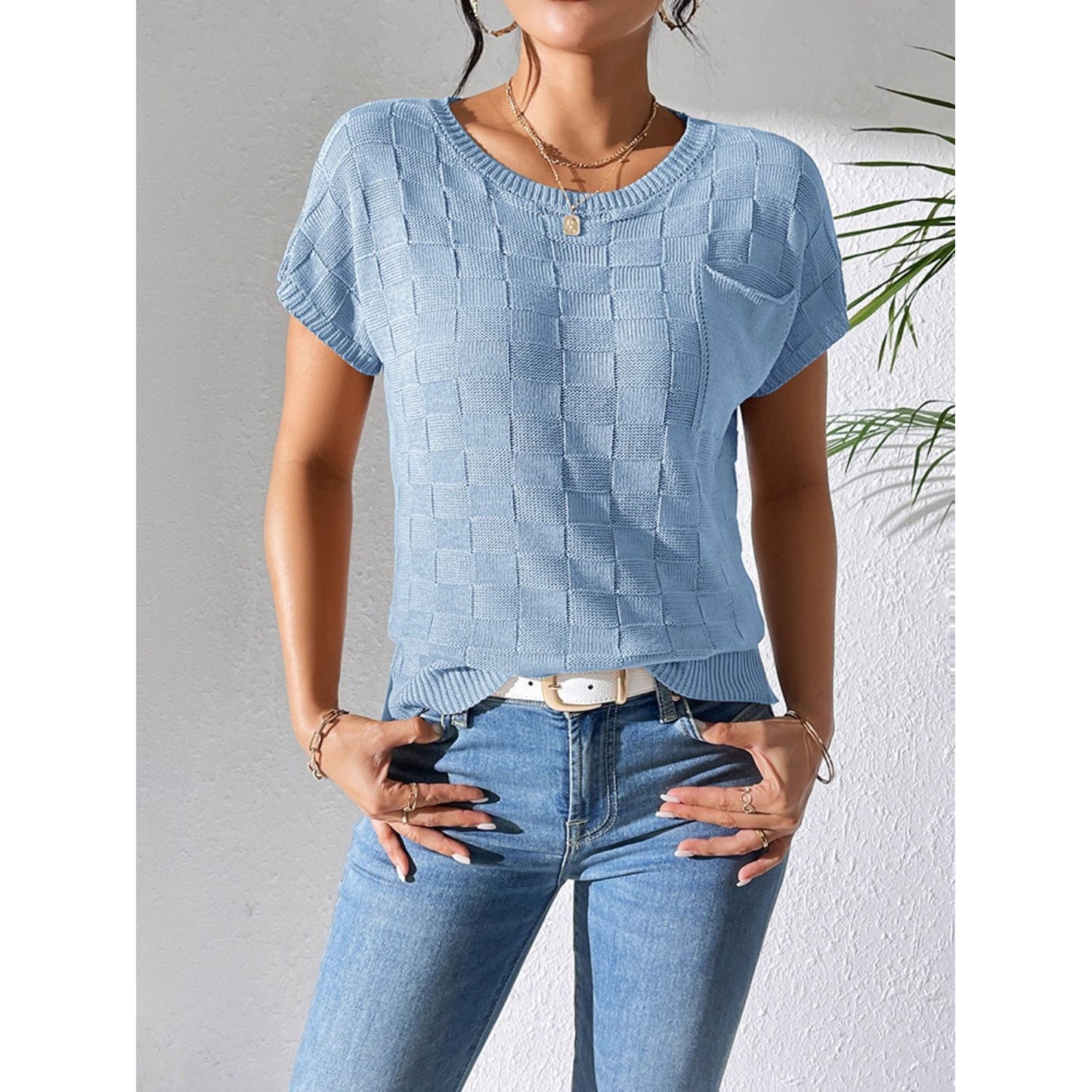 Round Neck Short Sleeve Knit Top