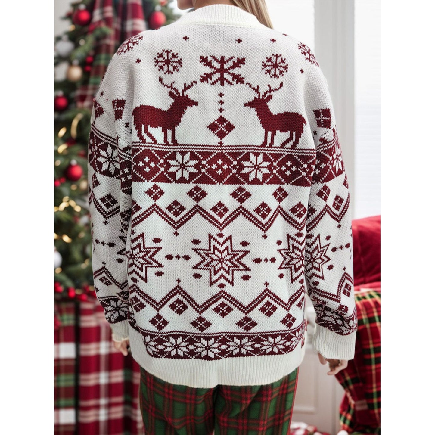 Snowflake Contrast Round Neck Long Sleeve Sweater