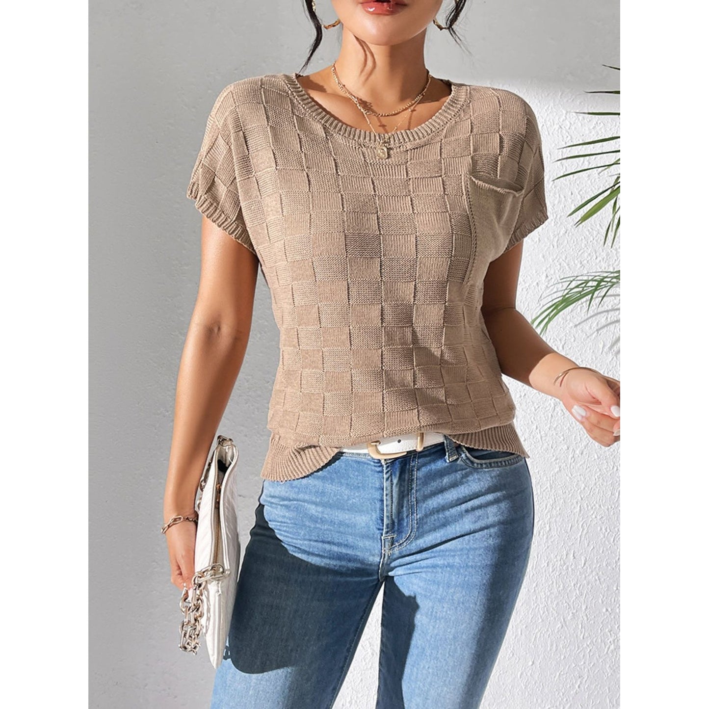 Round Neck Short Sleeve Knit Top