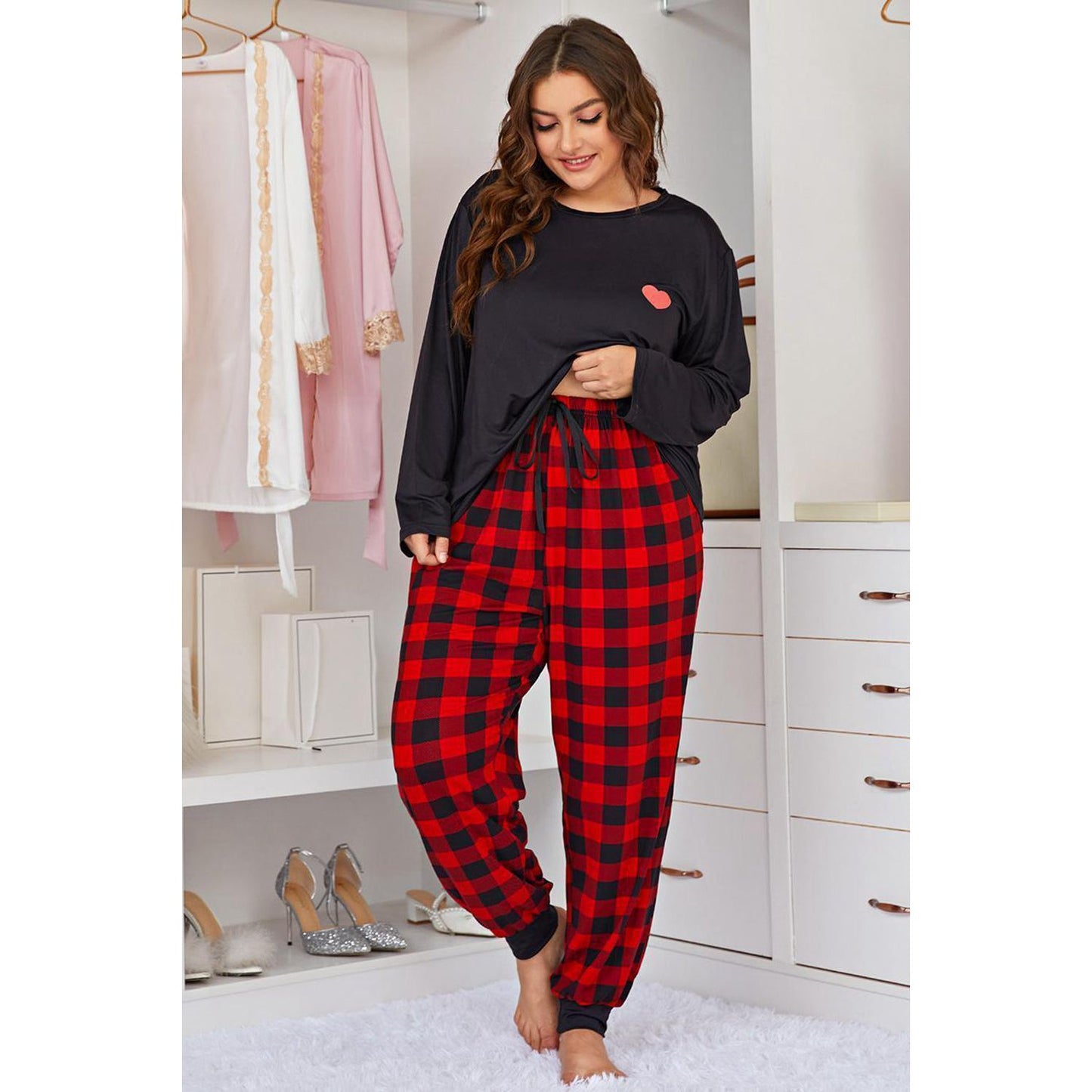 Plus Size Heart Graphic Top and Plaid Joggers Lounge Set