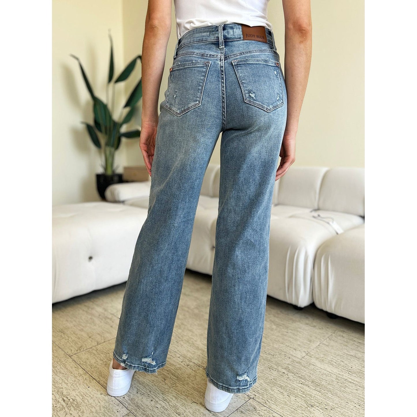 Judy Blue Full Size Mid Rise Distressed Straight Jeans