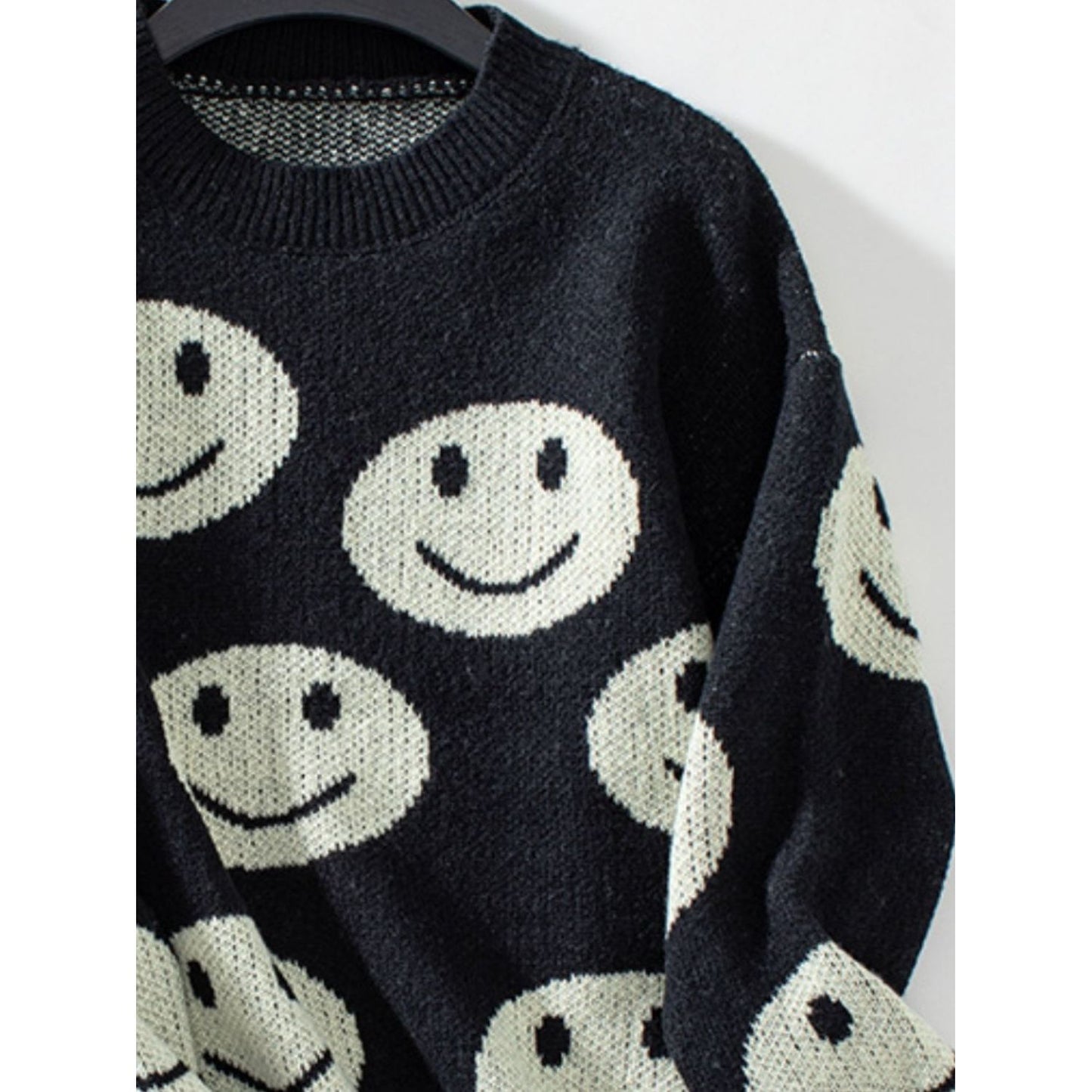 Smile Pattern Round Neck Long Sleeve Sweater