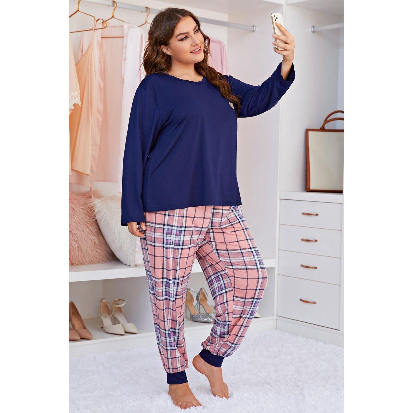 Plus Size Heart Graphic Top and Plaid Joggers Lounge Set