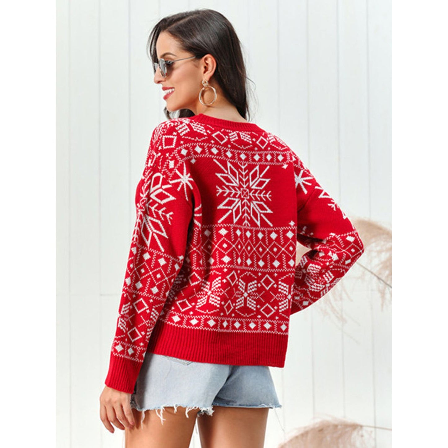 Snowflake Pattern Round Neck Sweater