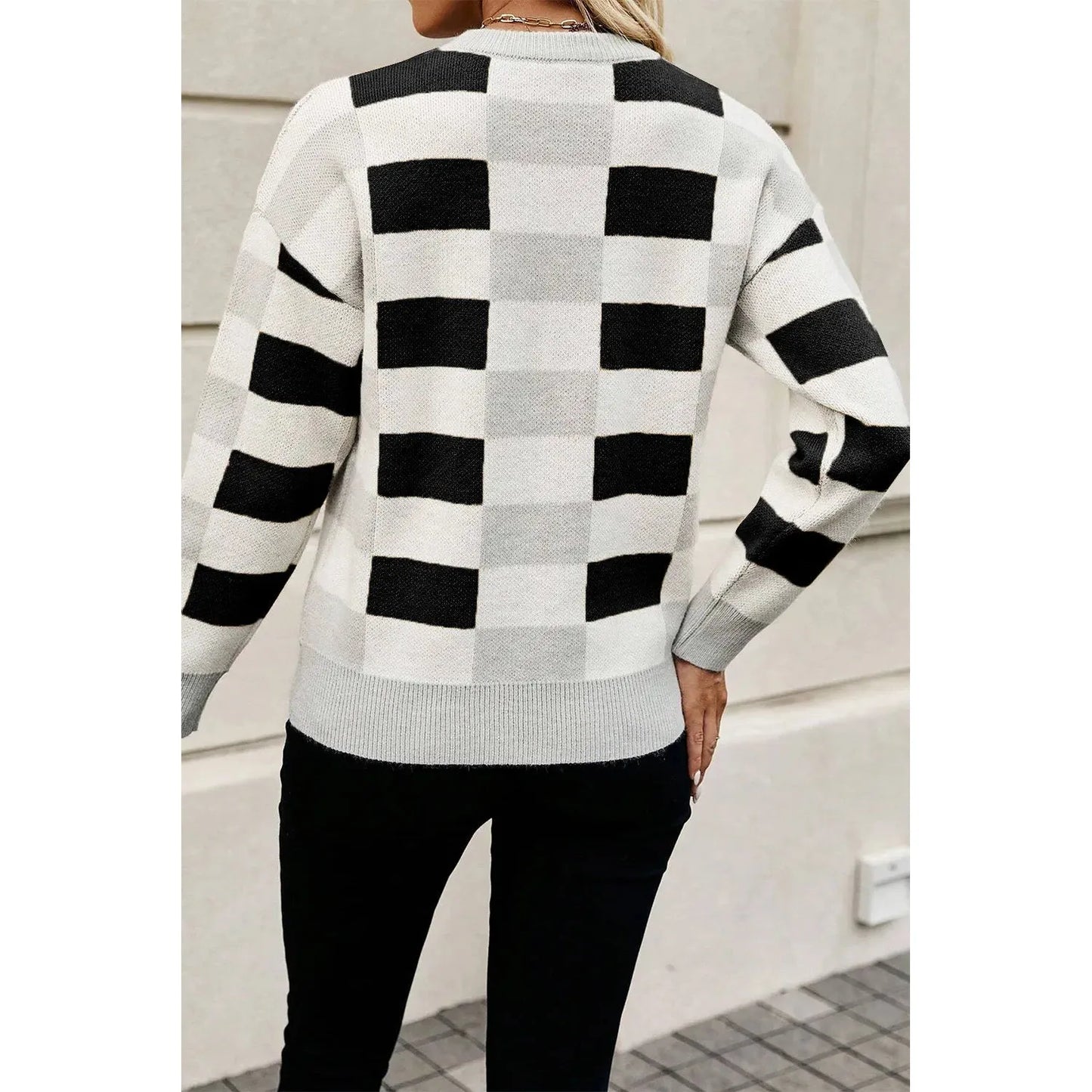 Color Block Round Neck Sweater