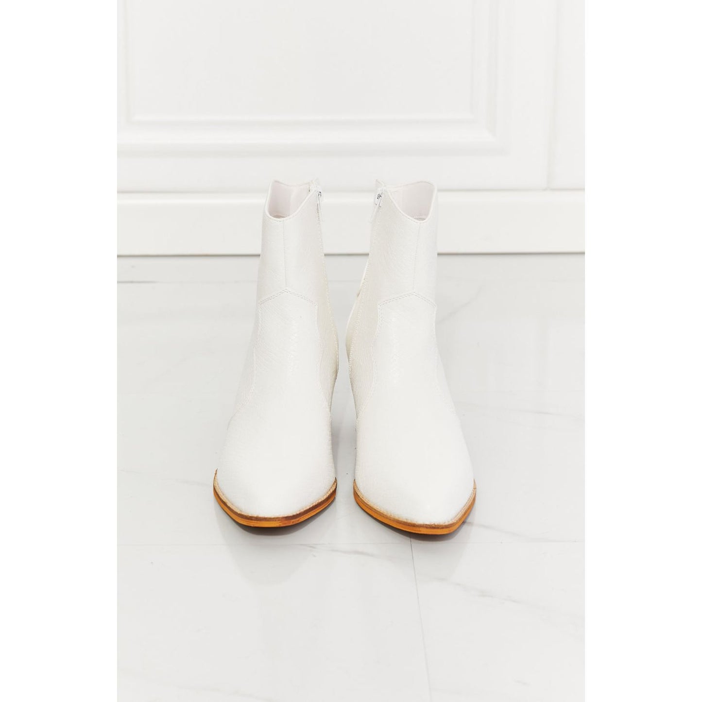 MMShoes Watertower Town Faux Leather Western Ankle Boots in White