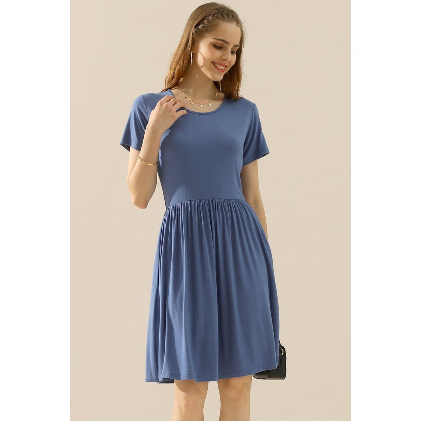 Ninexis Full Size Round Neck Ruched Dress with Pockets