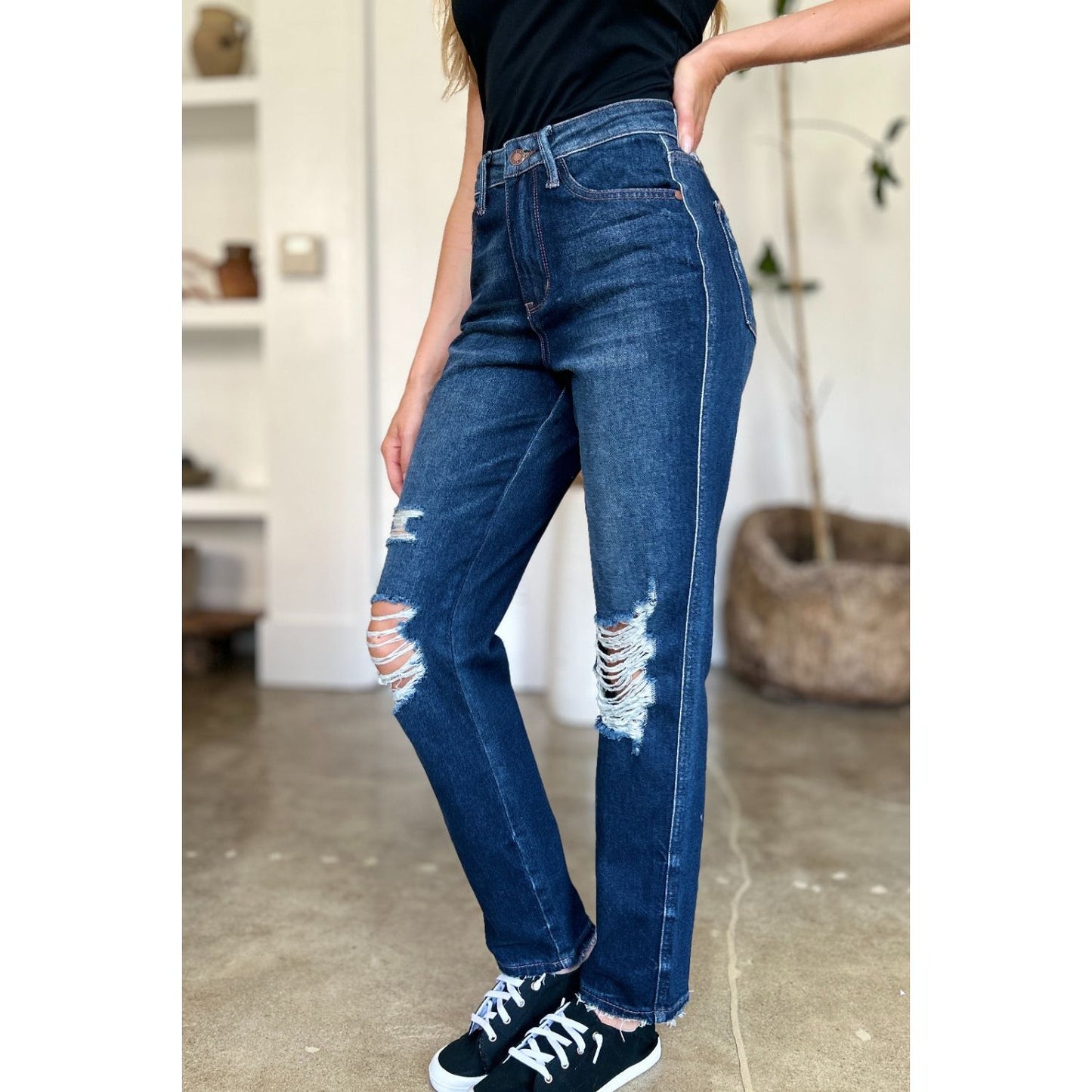 Judy Blue Full Size High Waist Rigid Magic Heavy Destroy Straight Jeans