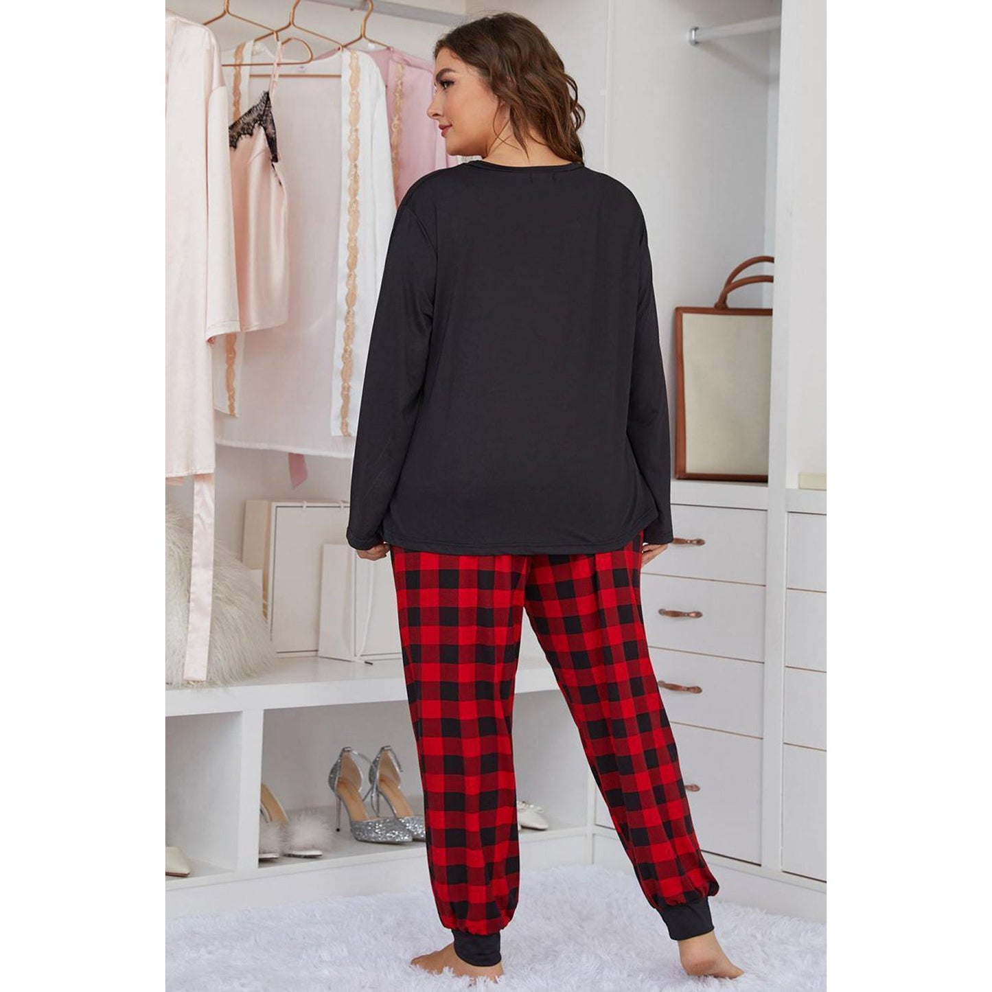 Plus Size Heart Graphic Top and Plaid Joggers Lounge Set