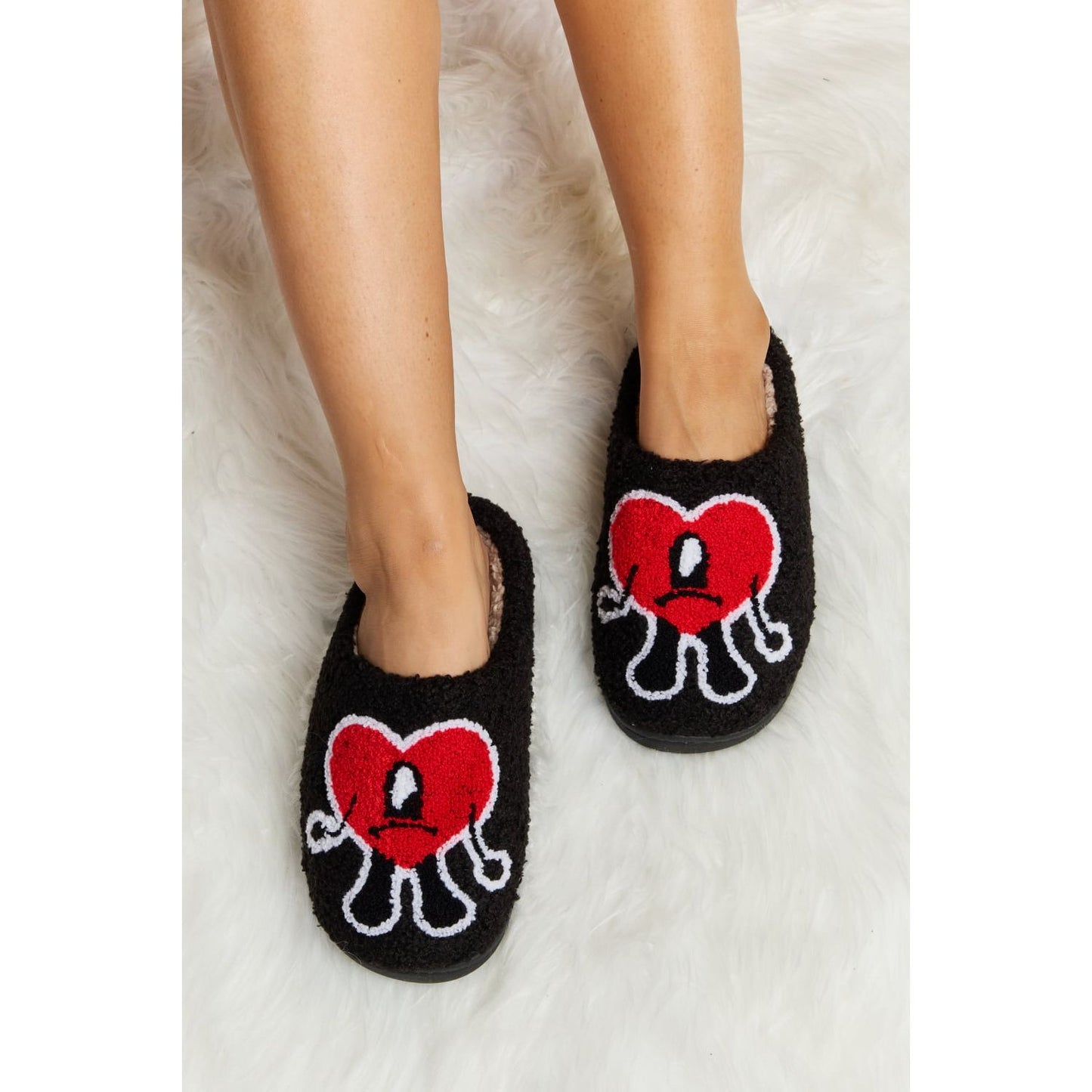 Melody Love Heart Print Plush Slippers