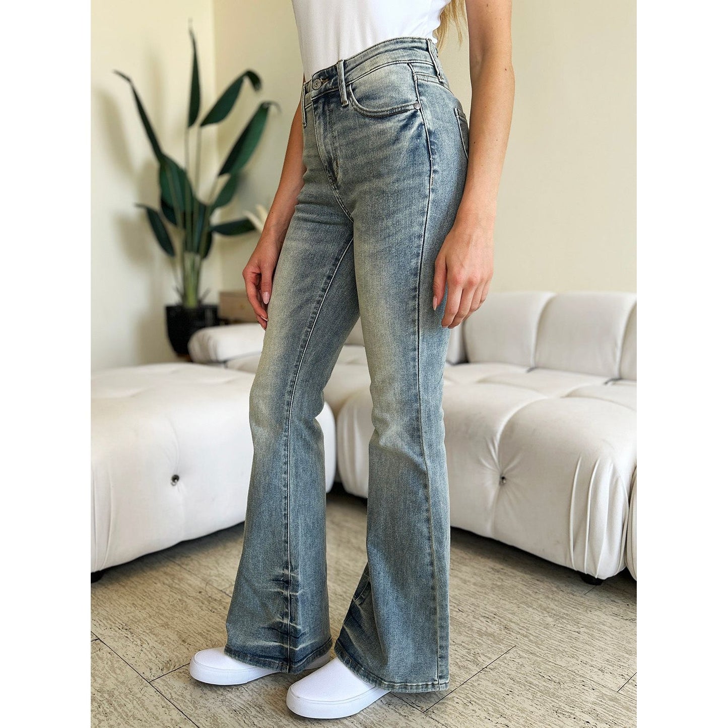 Judy Blue Full Size Mid Rise Flare Jeans