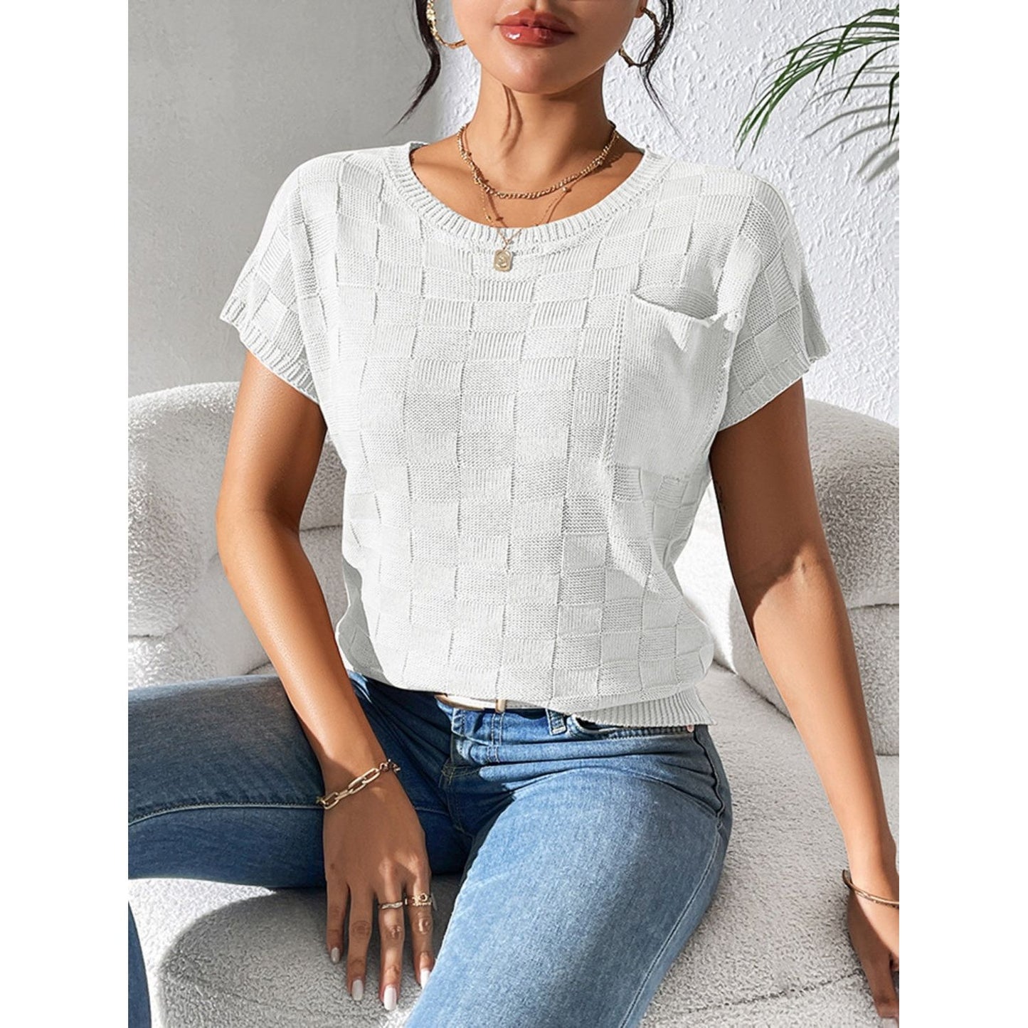 Round Neck Short Sleeve Knit Top