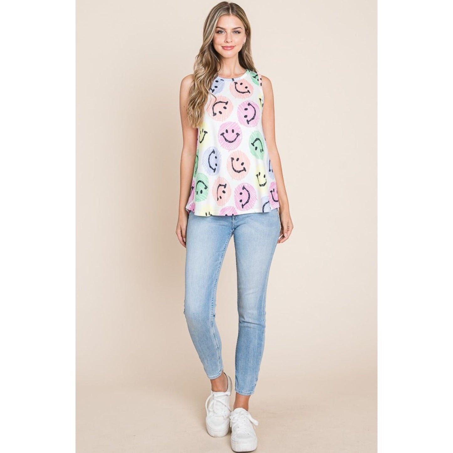 BOMBOM Smiley Face Round Neck Tank