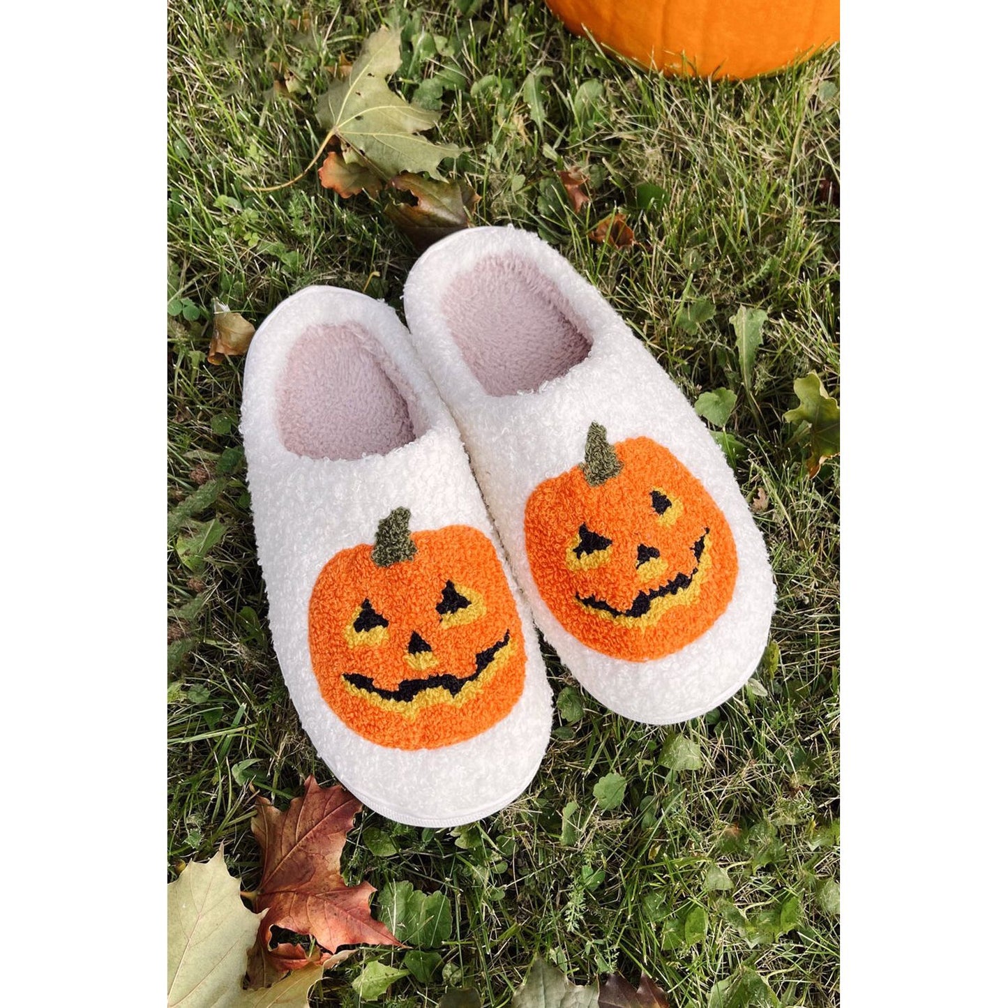 White Halloween Pumpkin Print Plush Slippers (Runs Small, Size Up)