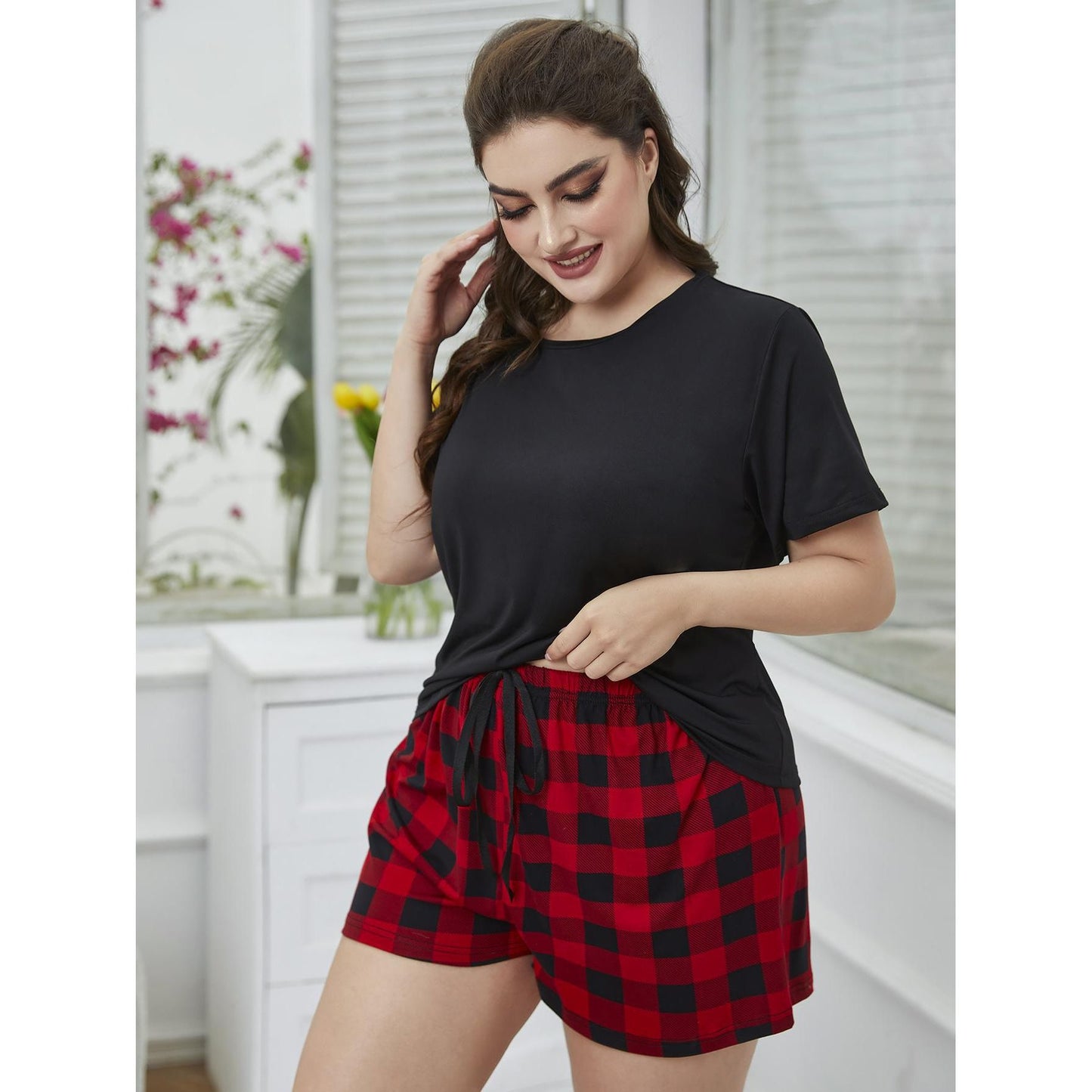 Plus Size Round Neck Tee Shirt and Plaid Shorts Lounge Set